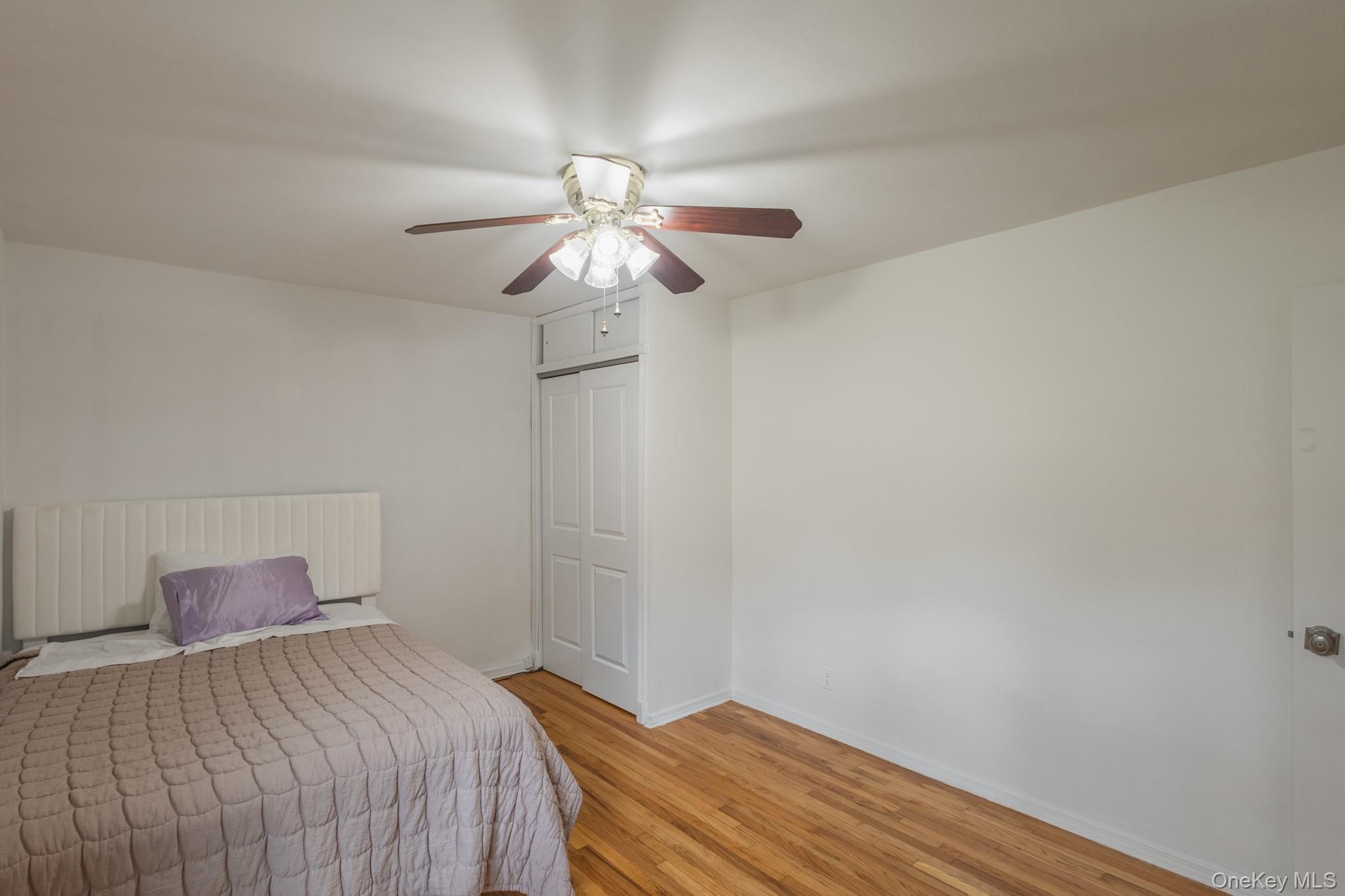 #4 photo, 74-81 220th Street, クイーンズ区 Bayside , NY 11364