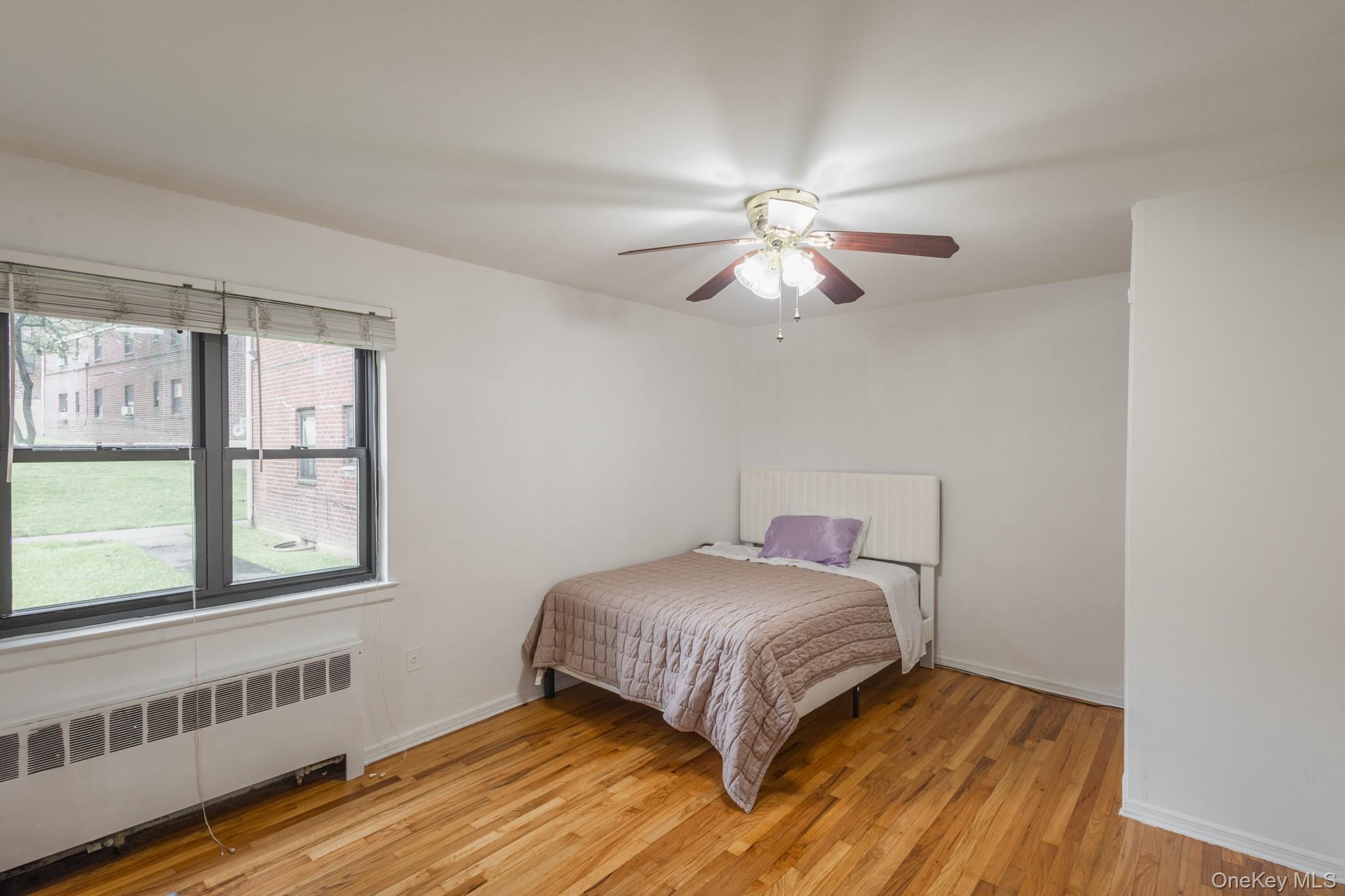#5 photo, 74-81 220th Street, クイーンズ区 Bayside , NY 11364