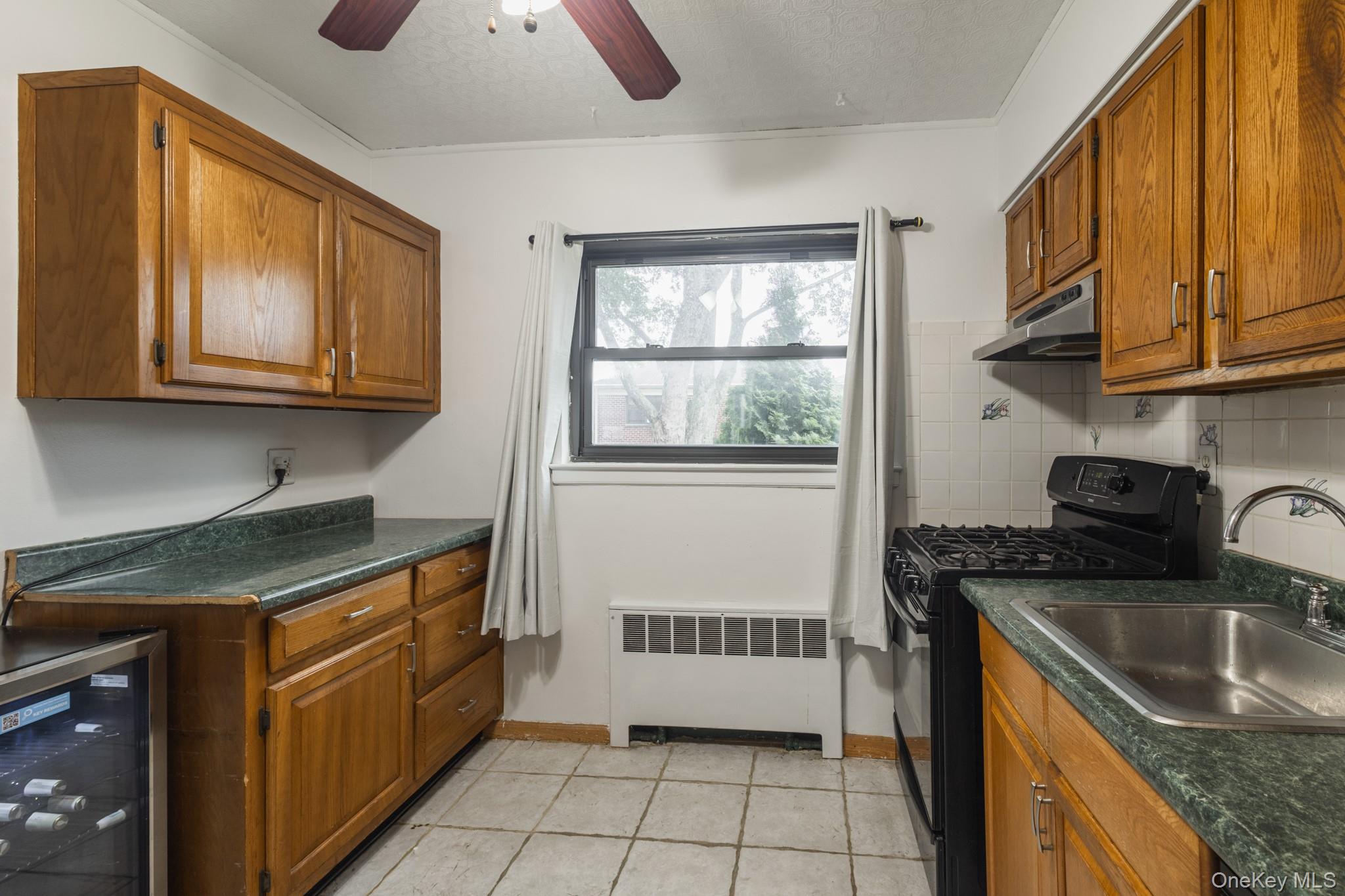 #9 photo, 74-81 220th Street, クイーンズ区 Bayside , NY 11364