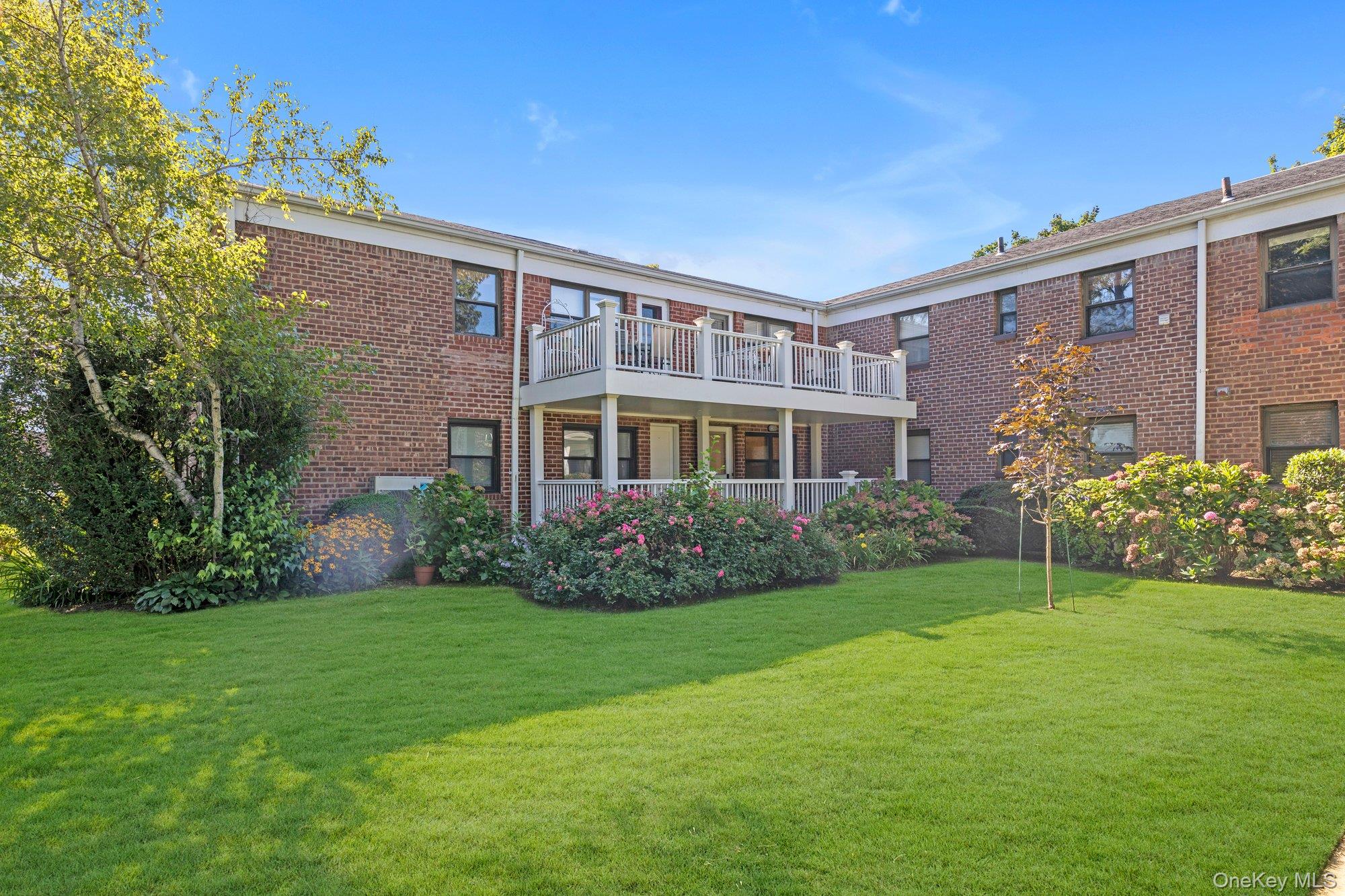 #15 photo, 1197 E broadway, ナッソー郡 Hewlett , NY 11557