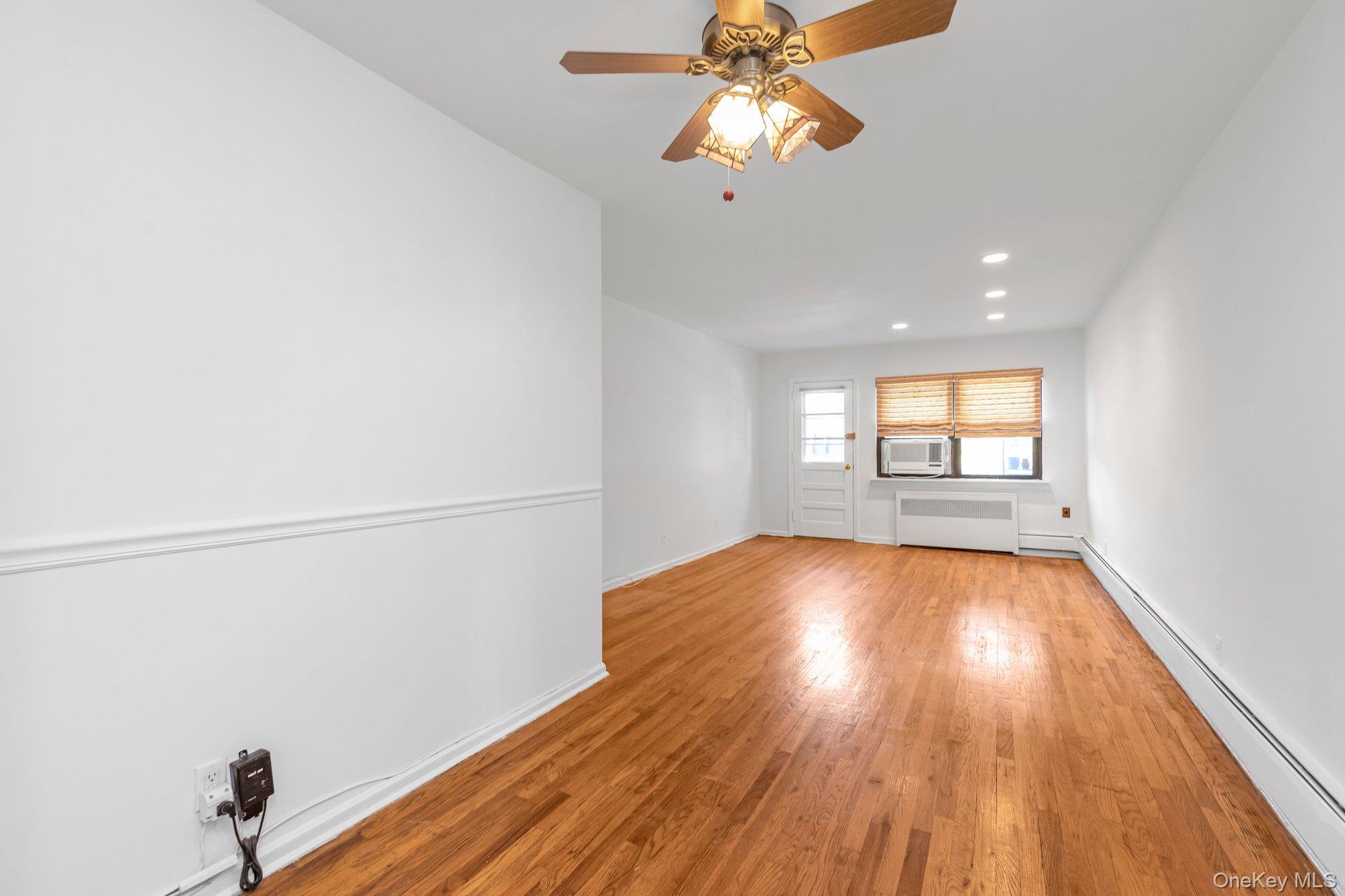 #4 photo, 1197 E broadway, ナッソー郡 Hewlett , NY 11557