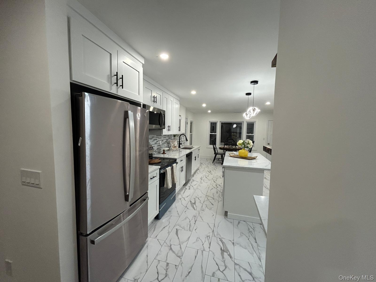 #18 photo, 1802 Amazon Road, Mohegan Lake , NY 10547