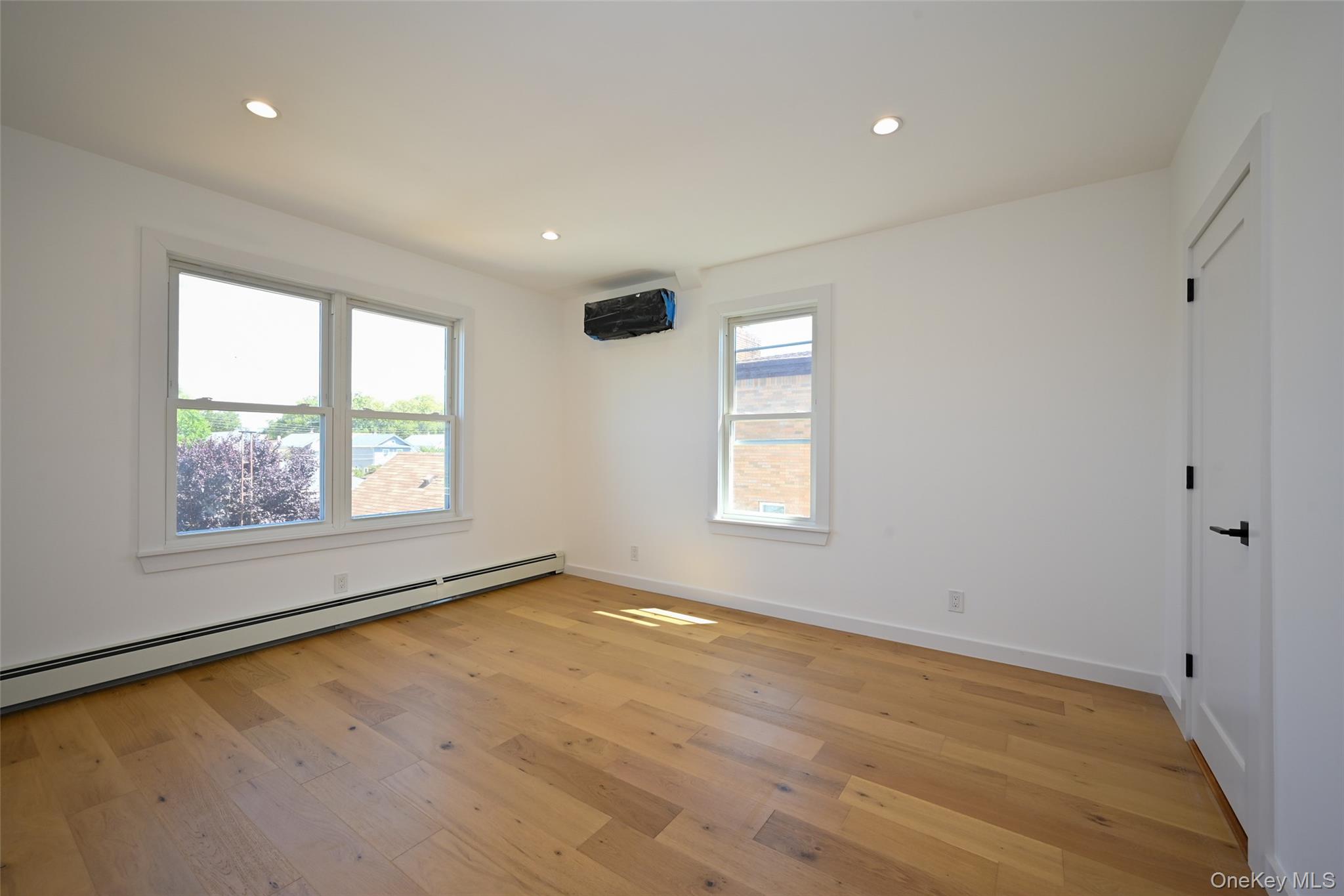 #12 photo, 15425 13th Avenue, クイーンズ区 Whitestone , NY 11357