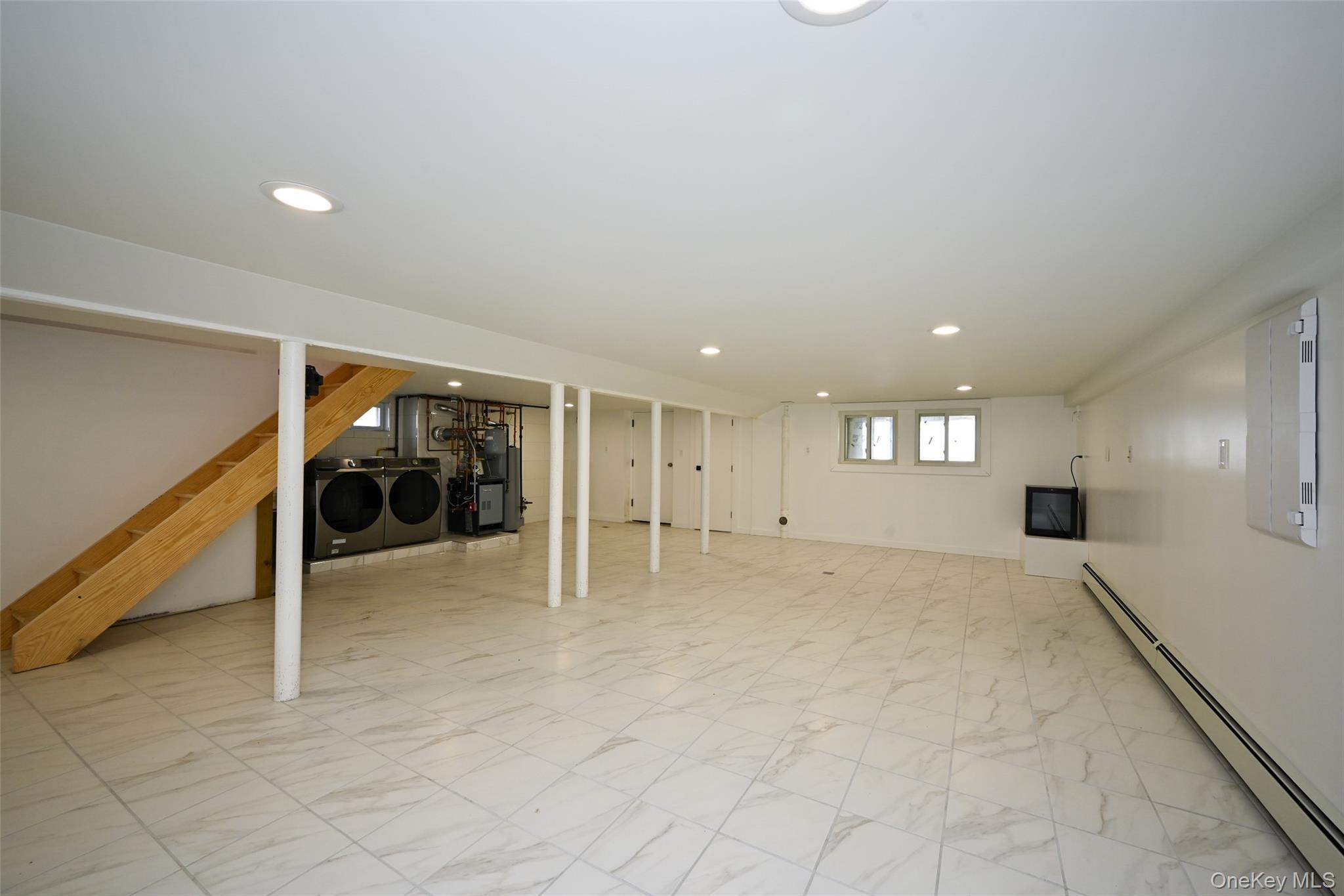 #17 photo, 15425 13th Avenue, クイーンズ区 Whitestone , NY 11357