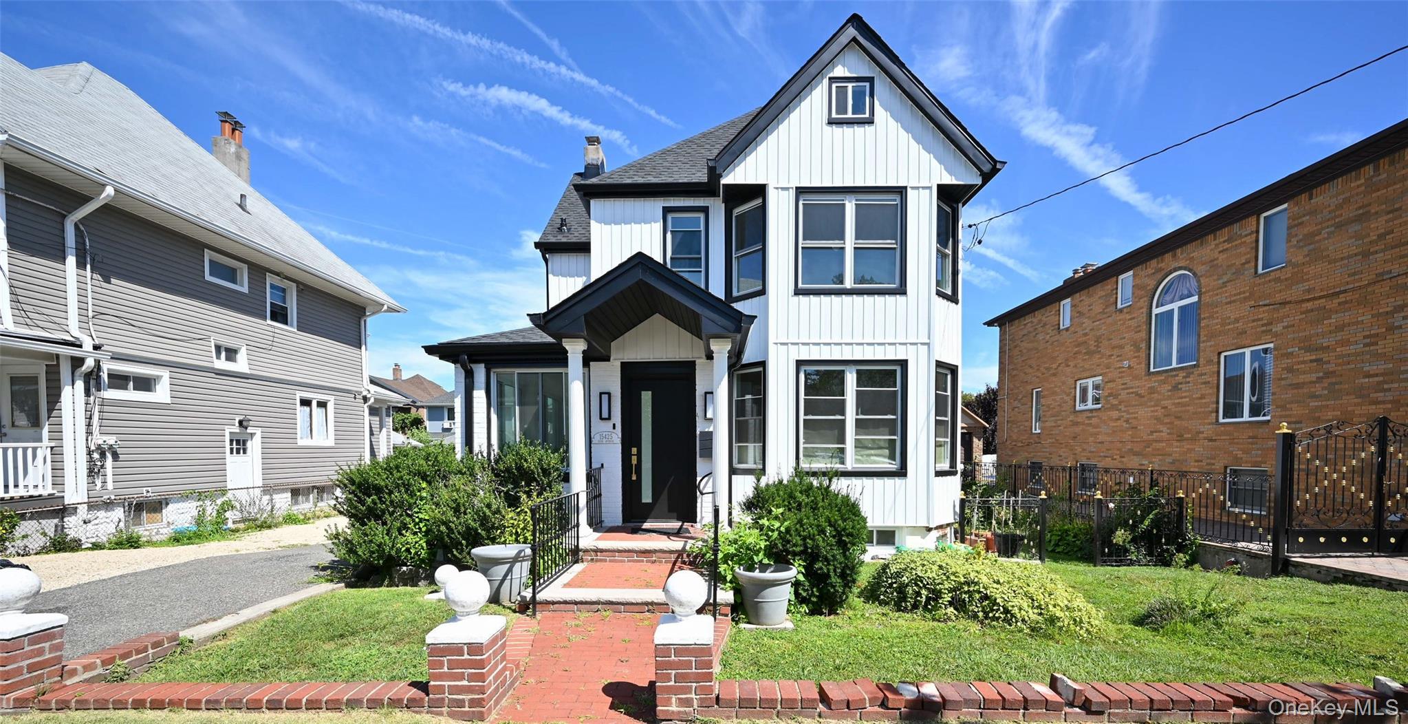 #3 photo, 15425 13th Avenue, クイーンズ区 Whitestone , NY 11357