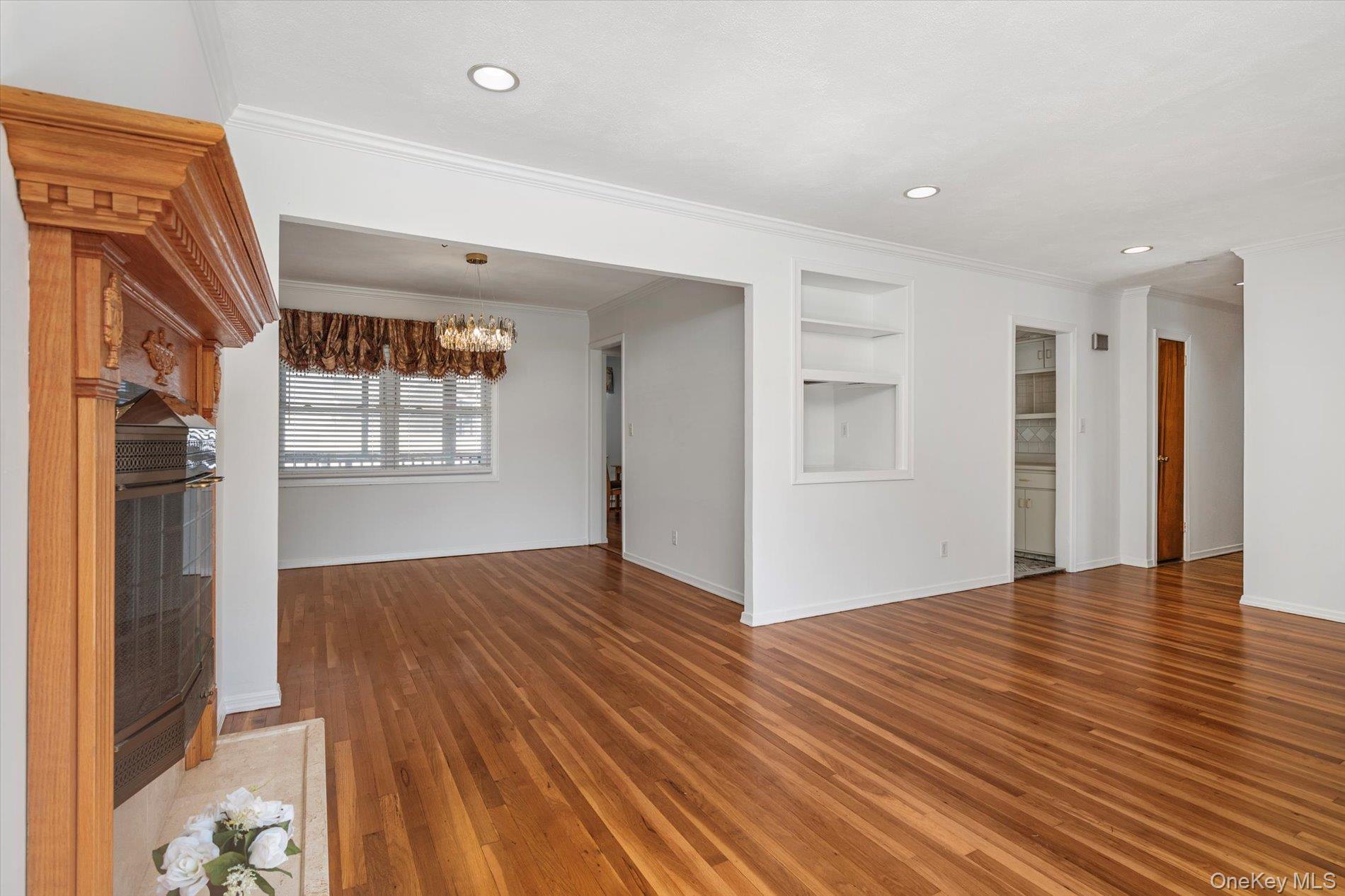 #11 photo, 1459 Prospect Avenue, ナッソー郡 East Meadow , NY 11554