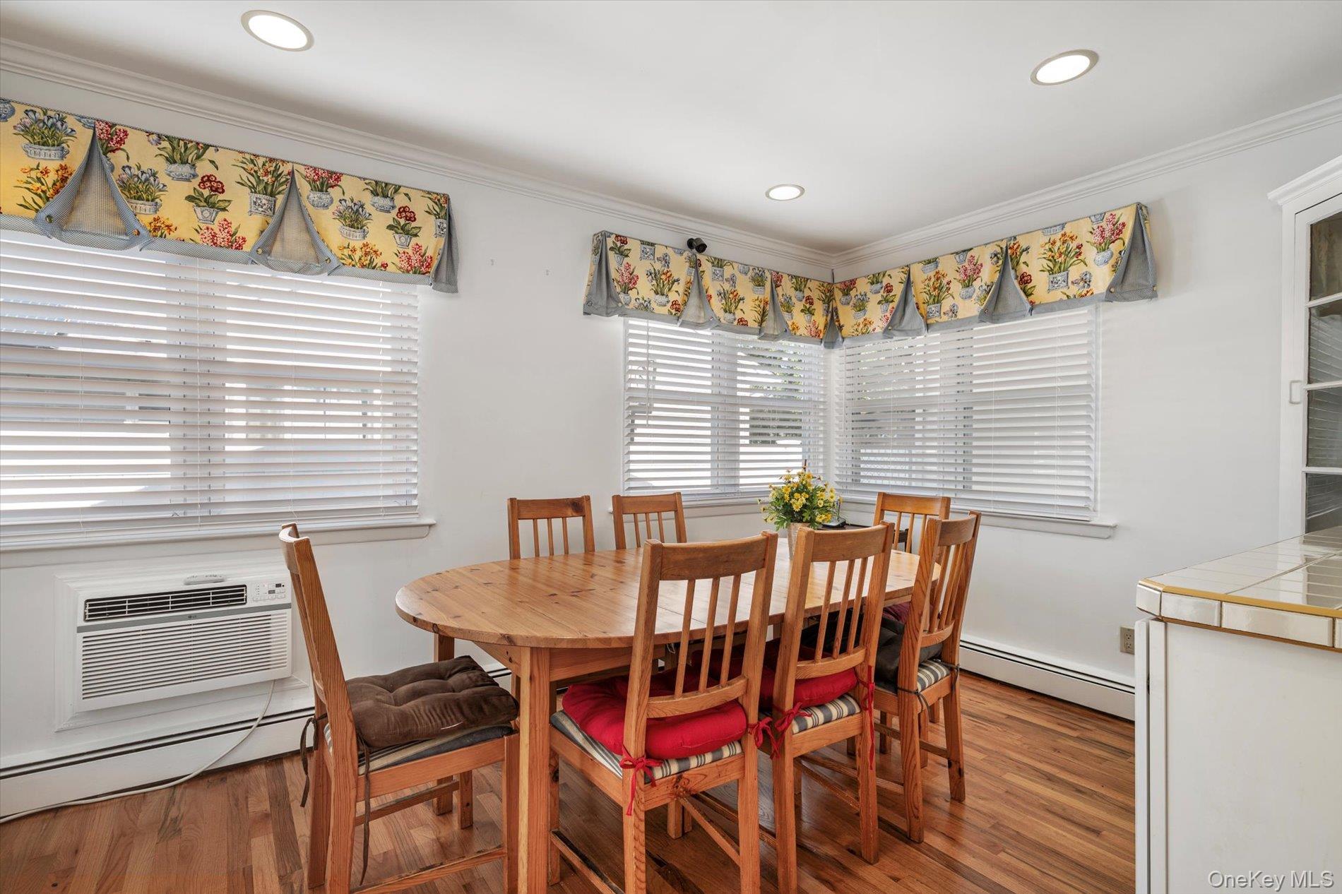 #14 photo, 1459 Prospect Avenue, ナッソー郡 East Meadow , NY 11554