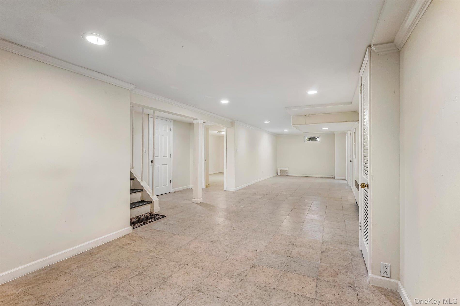 #20 photo, 1459 Prospect Avenue, ナッソー郡 East Meadow , NY 11554