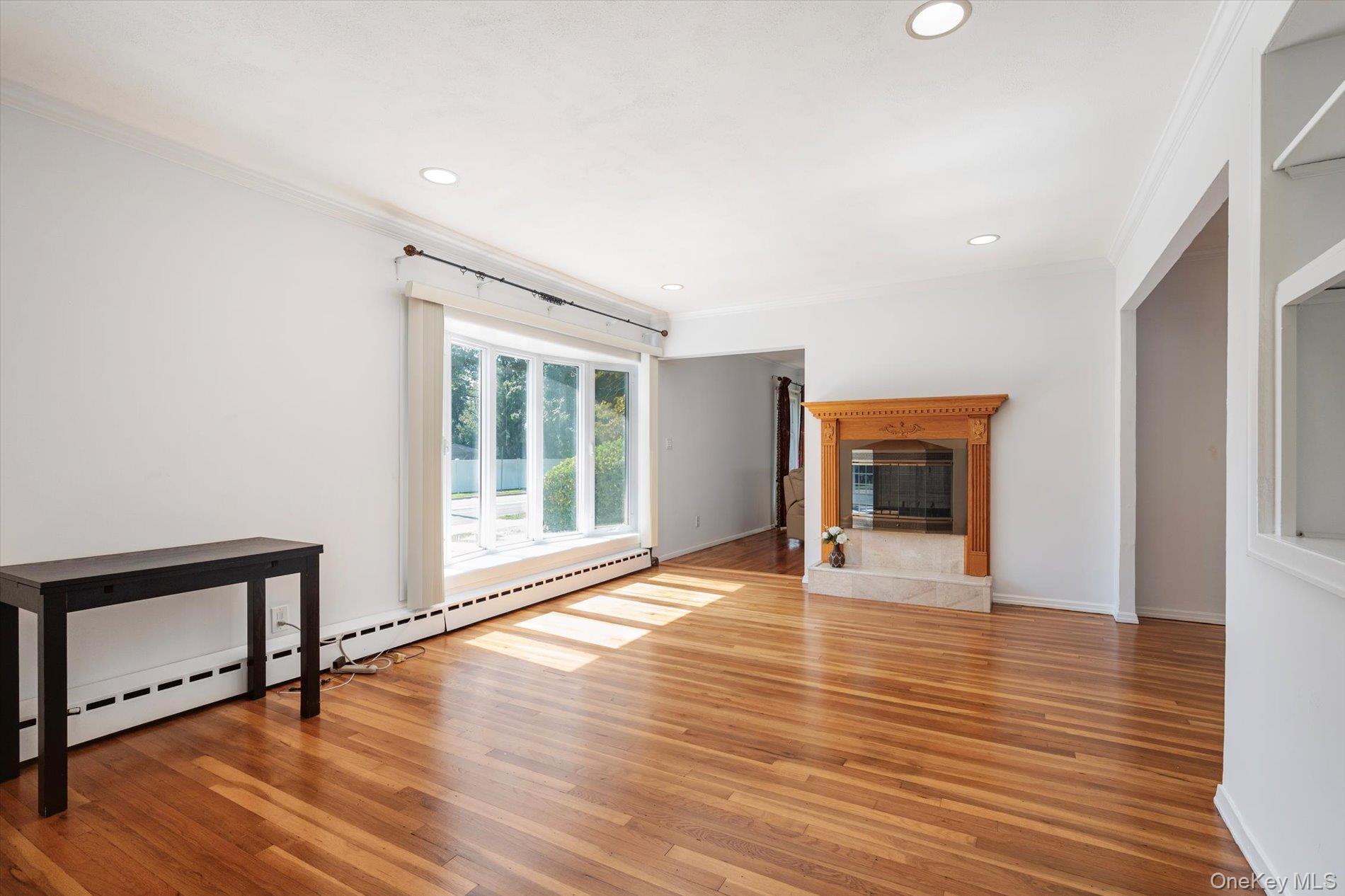 #6 photo, 1459 Prospect Avenue, ナッソー郡 East Meadow , NY 11554