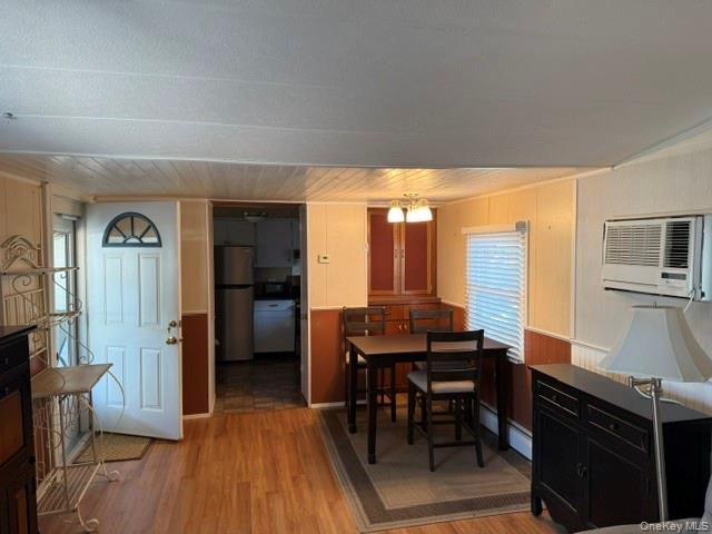 #9 photo, 1661 Old Country Road, サフォーク郡 Riverhead , NY 11901