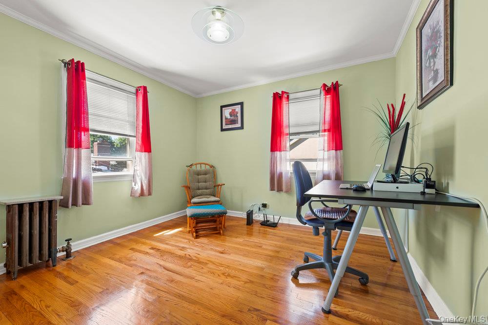 #11 photo, 84-68 251st Street, Куинс ‖ Bellerose , NY 11426