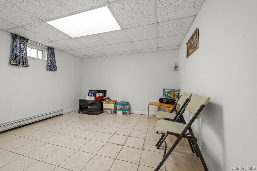 #14 photo, 84-68 251st Street, Куинс ‖ Bellerose , NY 11426