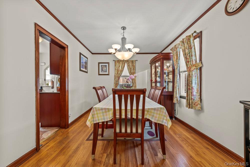 #5 photo, 84-68 251st Street, Куинс ‖ Bellerose , NY 11426