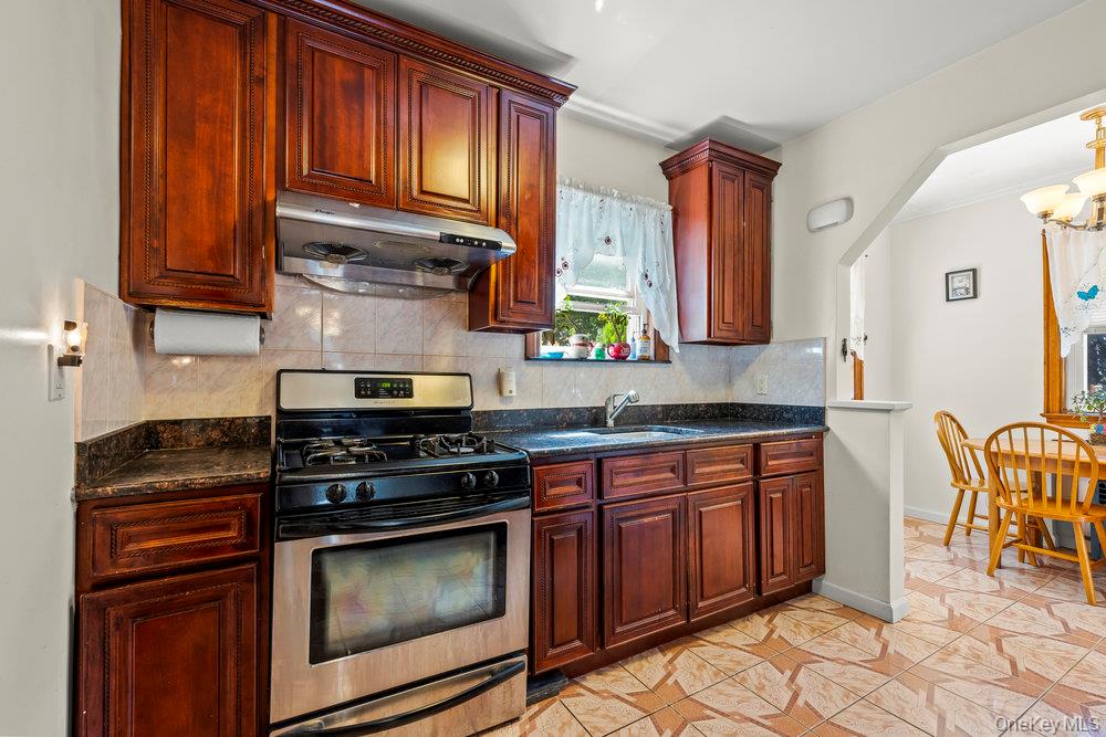 #6 photo, 84-68 251st Street, Куинс ‖ Bellerose , NY 11426