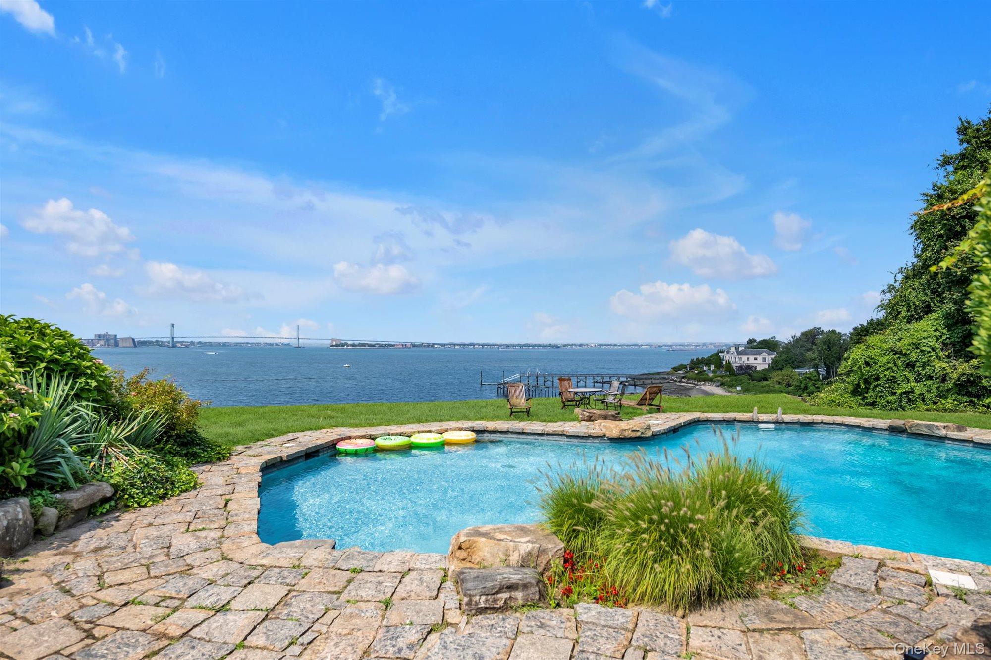 #4 photo, 22 Martin Court, ナッソー郡 Kings Point , NY 11024