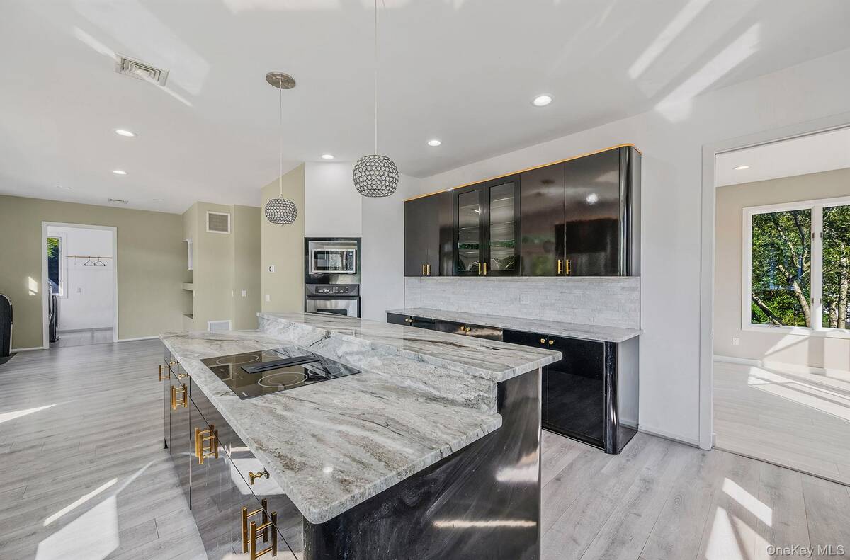 #18 photo, 36 Roosevelt Boulevard, サフォーク郡 East Patchogue , NY 11772