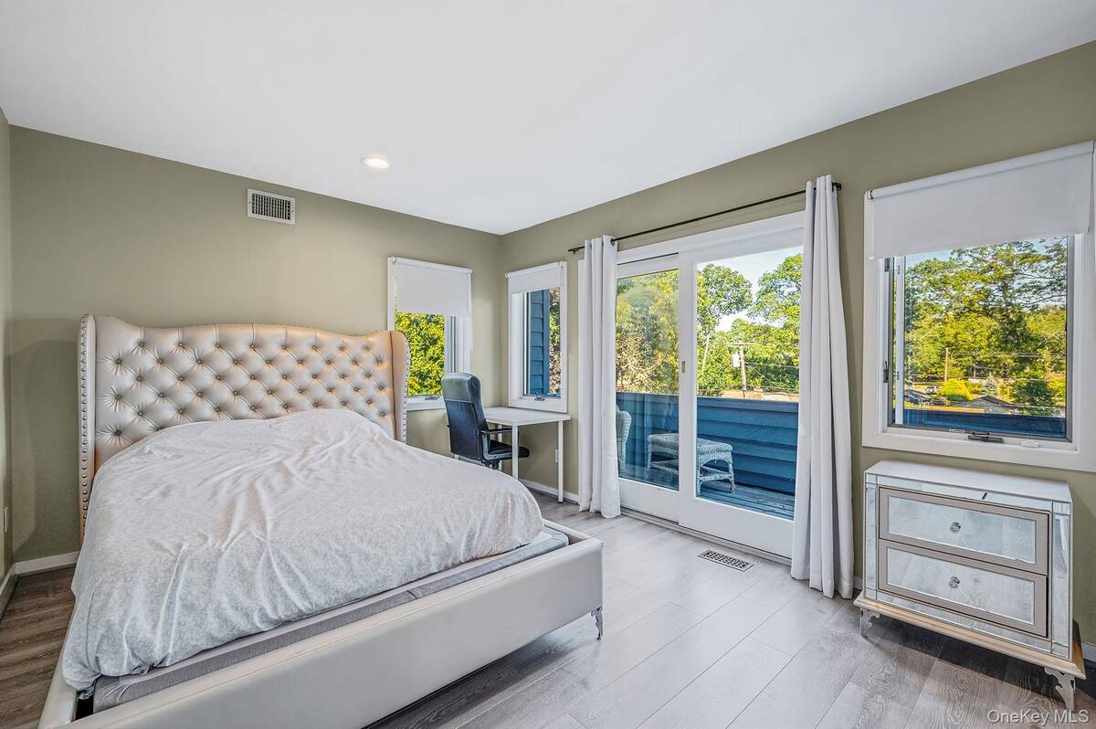 #28 photo, 36 Roosevelt Boulevard, サフォーク郡 East Patchogue , NY 11772