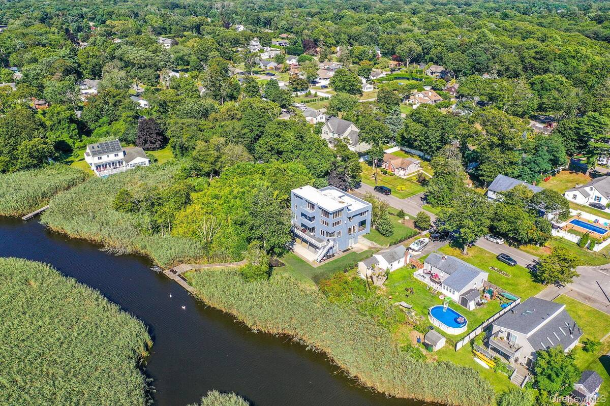 #4 photo, 36 Roosevelt Boulevard, サフォーク郡 East Patchogue , NY 11772