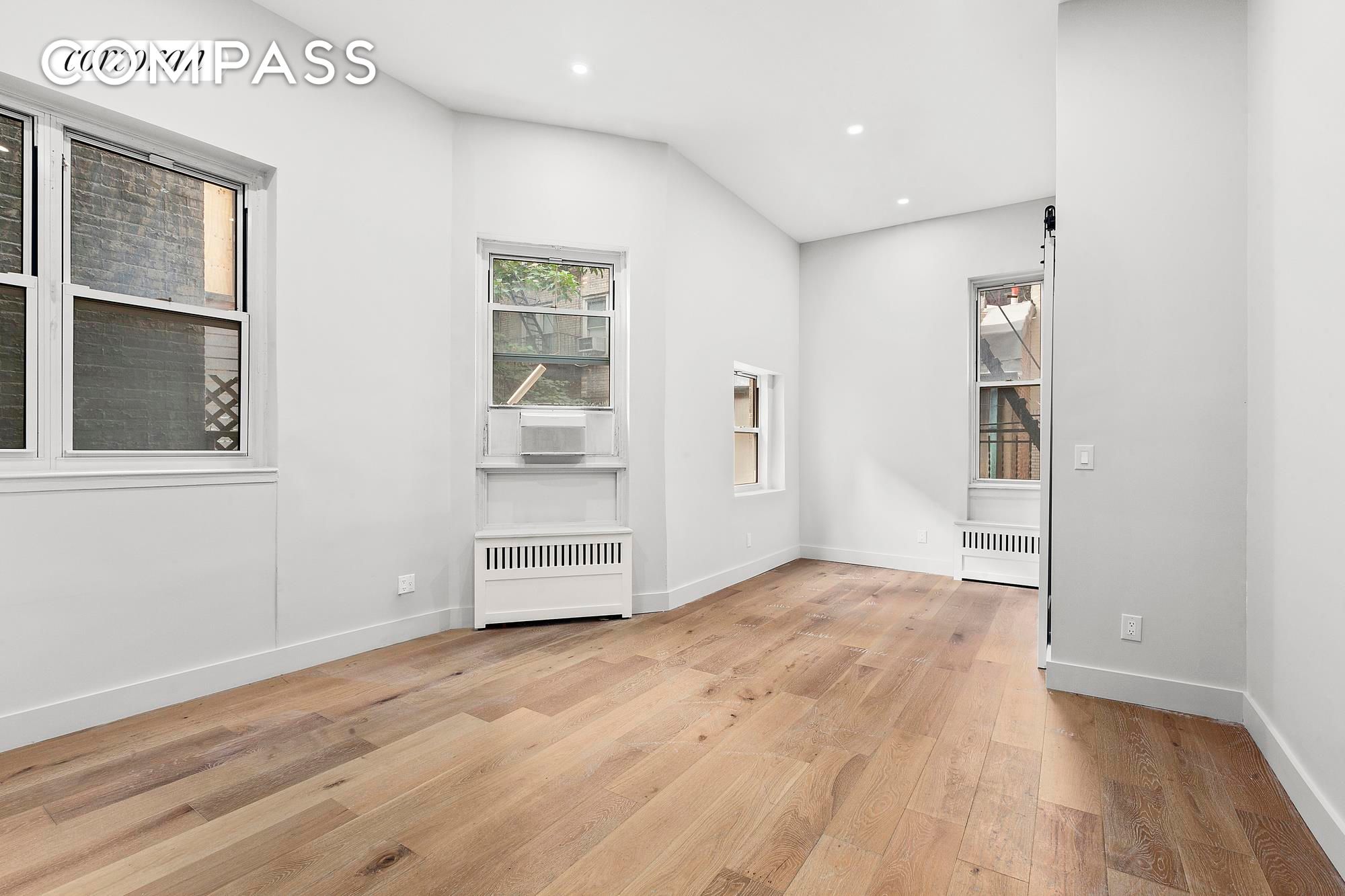 #12 photo, New York City, マンハッタン Lenox Hill , NY 10065