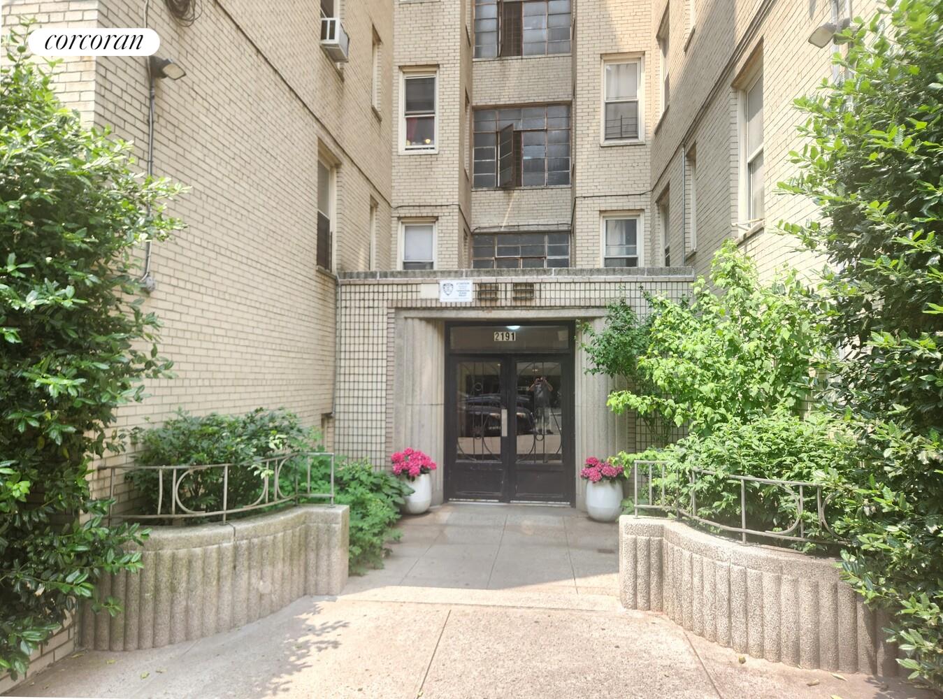 #12 photo, 2191 BOLTON Street, ブロンクス区 Bronxdale , NY 10462