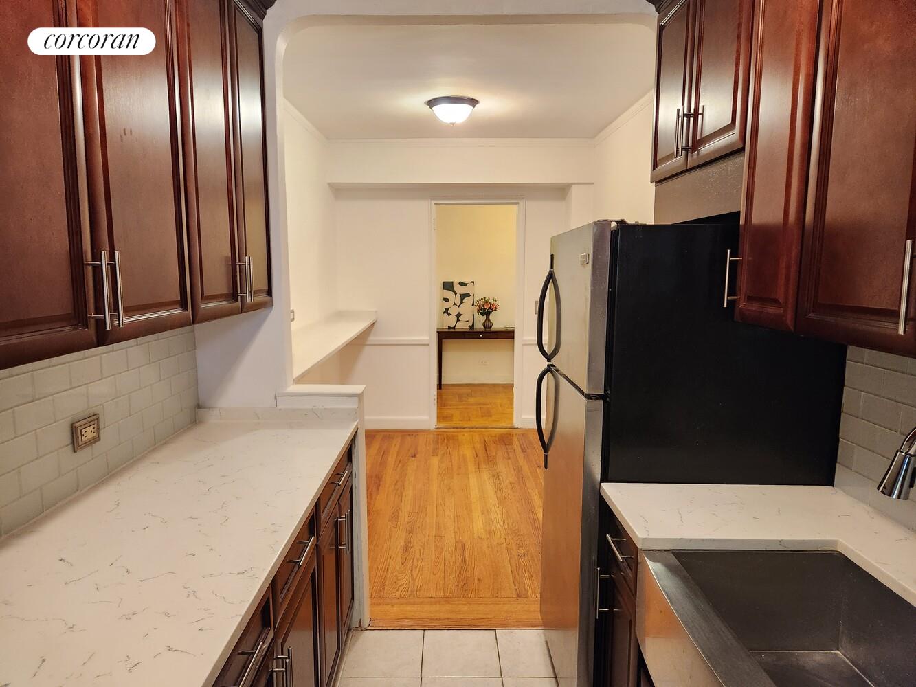 #4 photo, 2191 BOLTON Street, ブロンクス区 Bronxdale , NY 10462