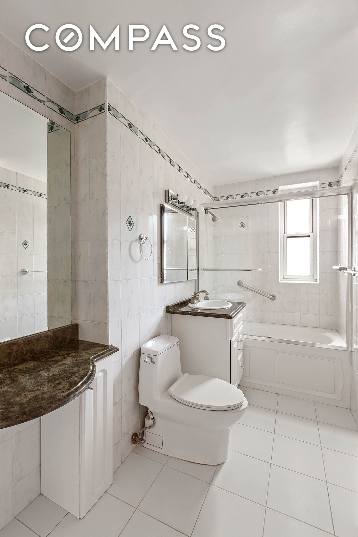 #9 photo, 550 Grand Street, Lower East Side , NY 10002