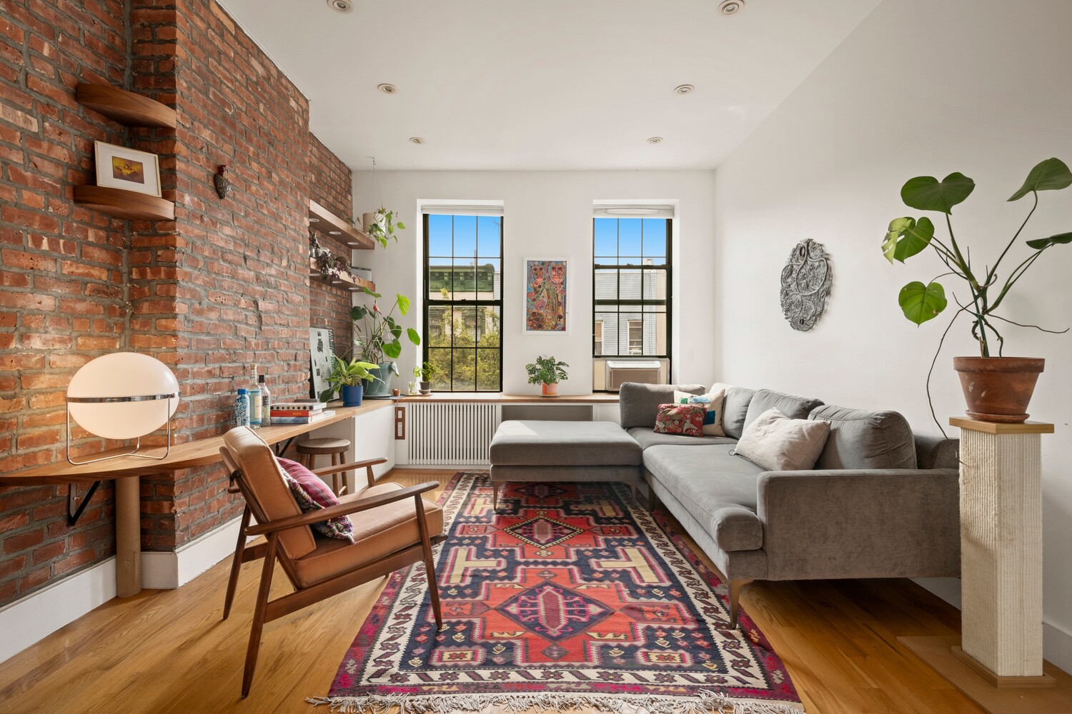 #1 photo, 289 TROUTMAN Street, ब्रुकलीन Bushwick , NY 11237