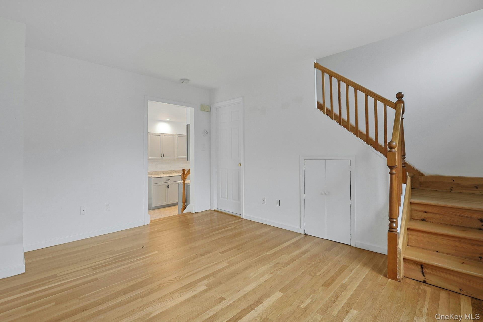 #11 photo, 27 Leroy Ave., Valhalla , NY 10595