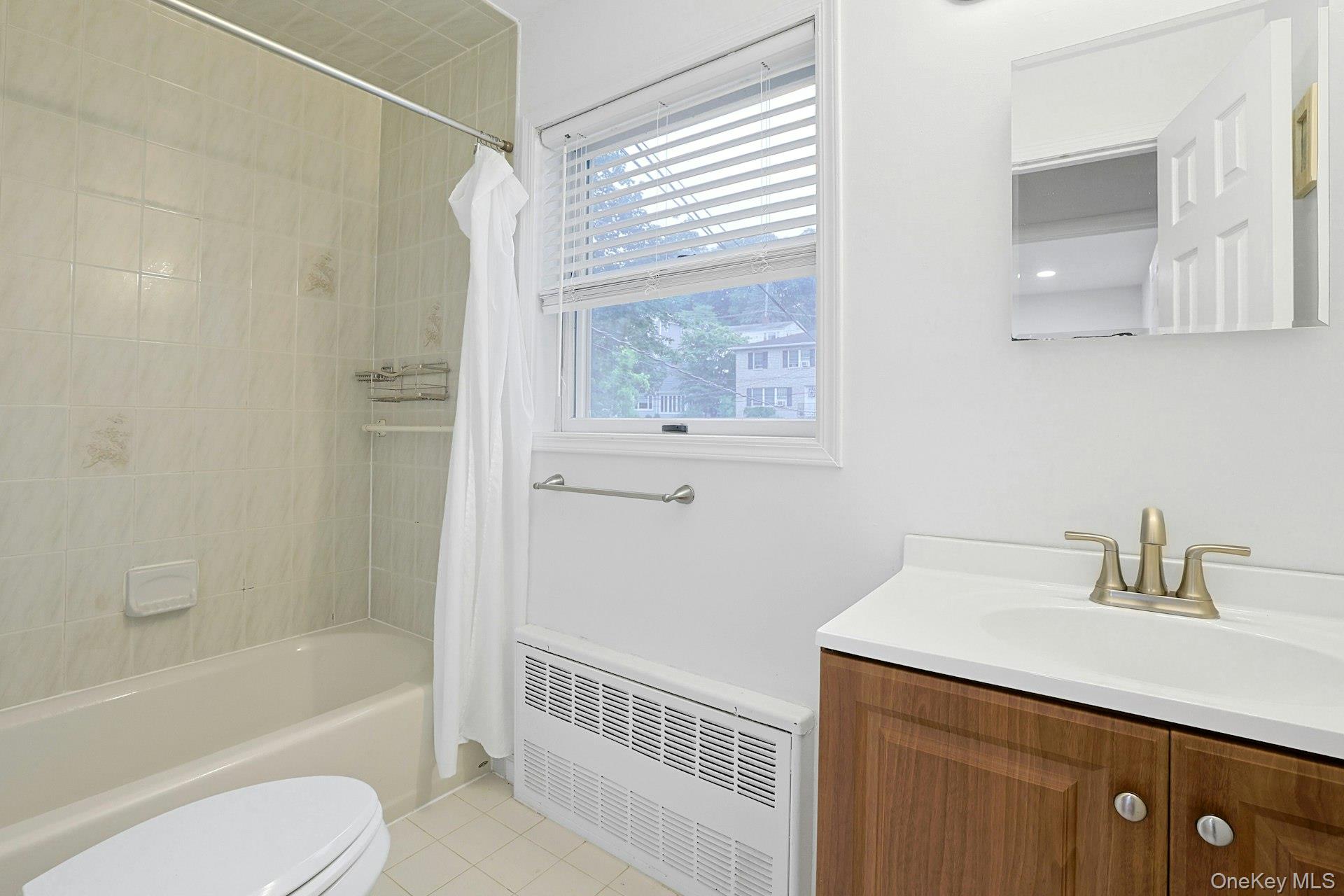 #19 photo, 27 Leroy Ave., Valhalla , NY 10595