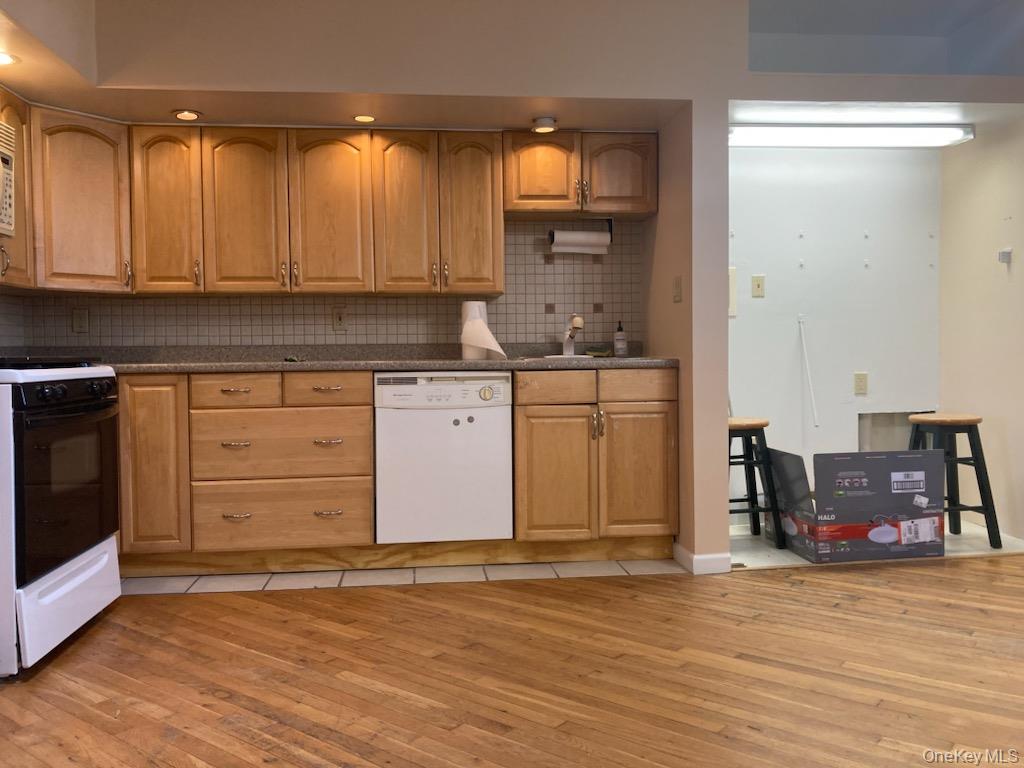 #4 photo, 18 Washington Avenue, Port Jervis , NY 12771