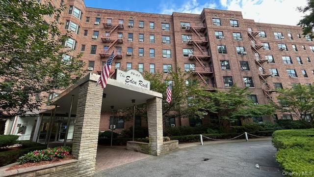 #1 photo, 84-01 Main Street, Briarwood , NY 11435