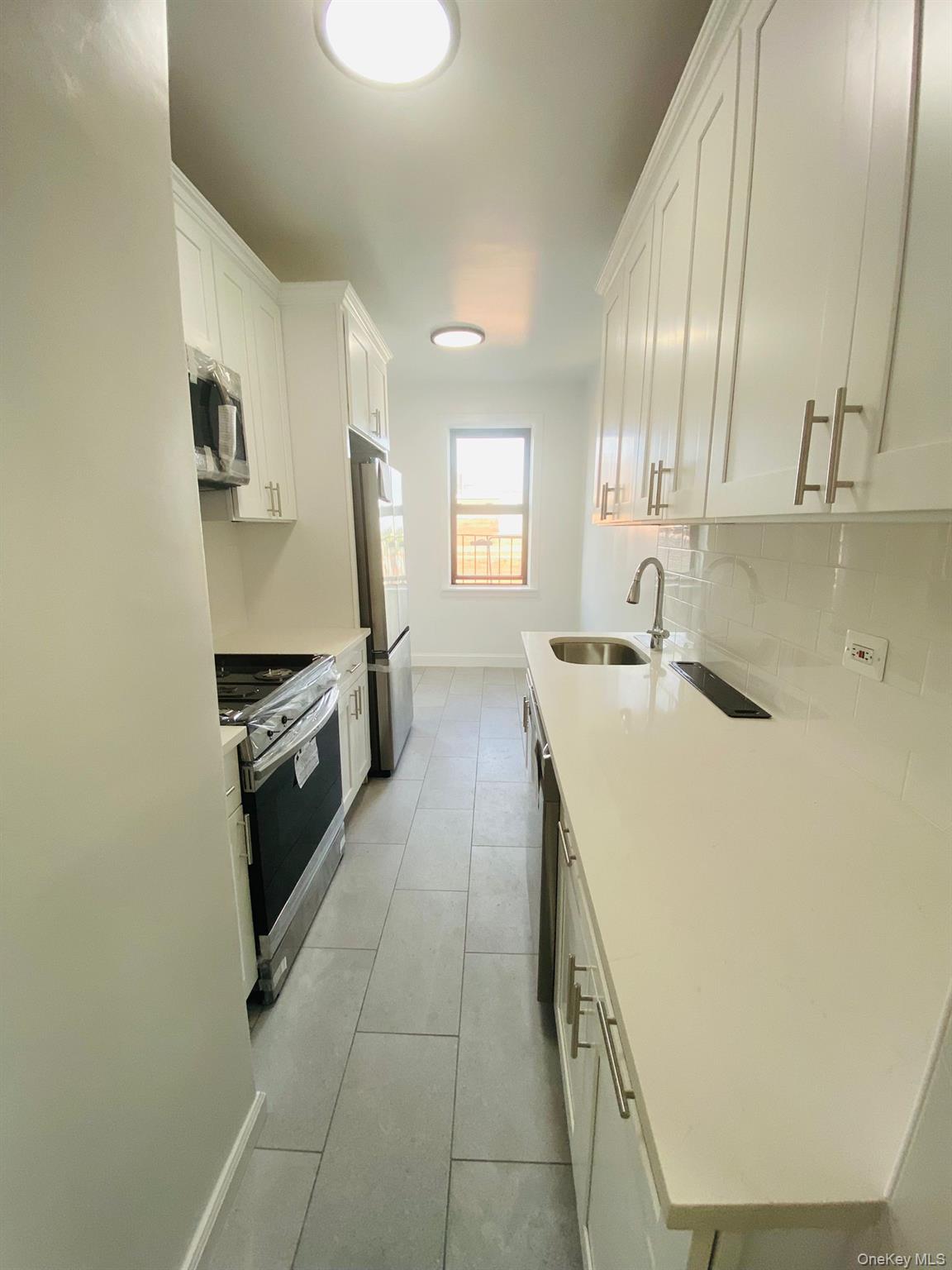 #1 photo, 61-09 39 Avenue, クイーンズ区 Woodside , NY 11377