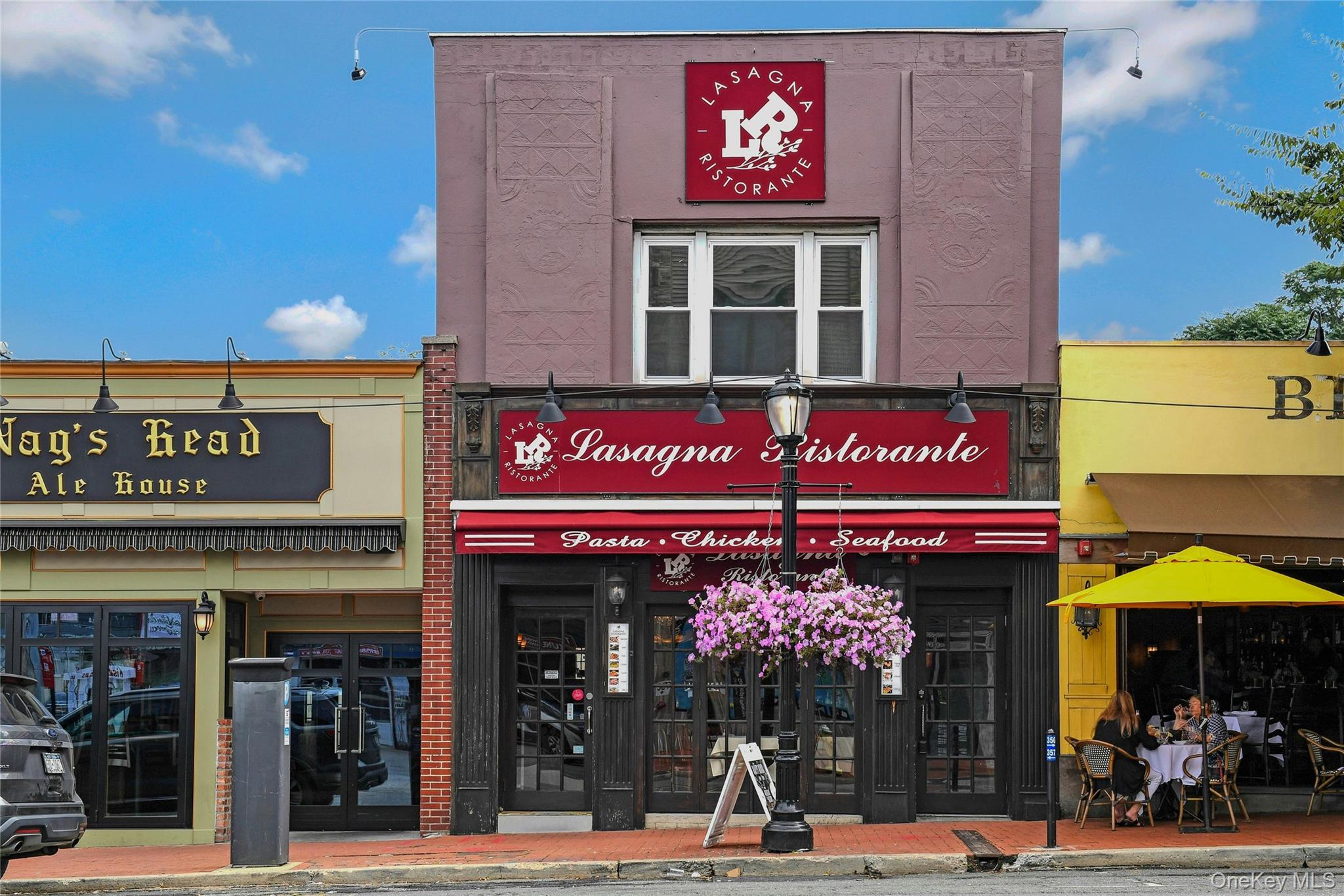 #1 photo, 400 New York Avenue, サフォーク郡 Huntington , NY 11743