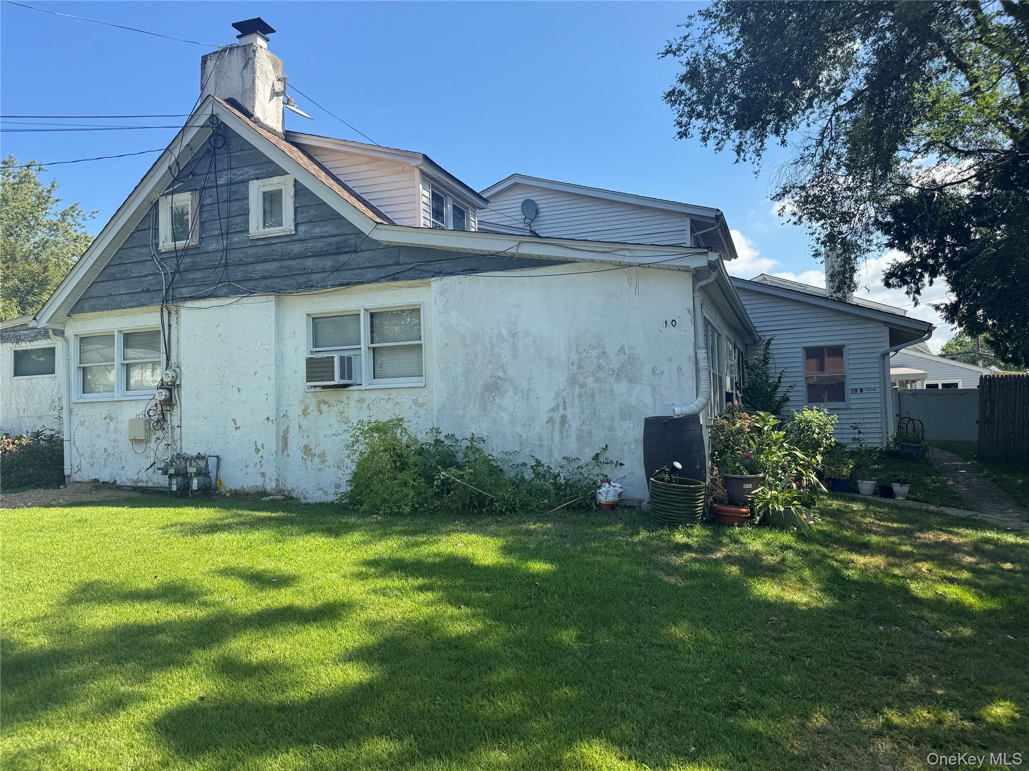 #1 photo, 10 Oldwood Road, Port Washington , NY 11050