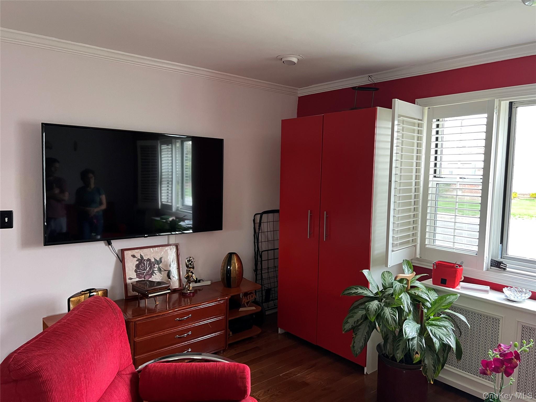 #2 photo, 1084 Fenwood Drive, ナッソー郡 Valley Stream , NY 11580