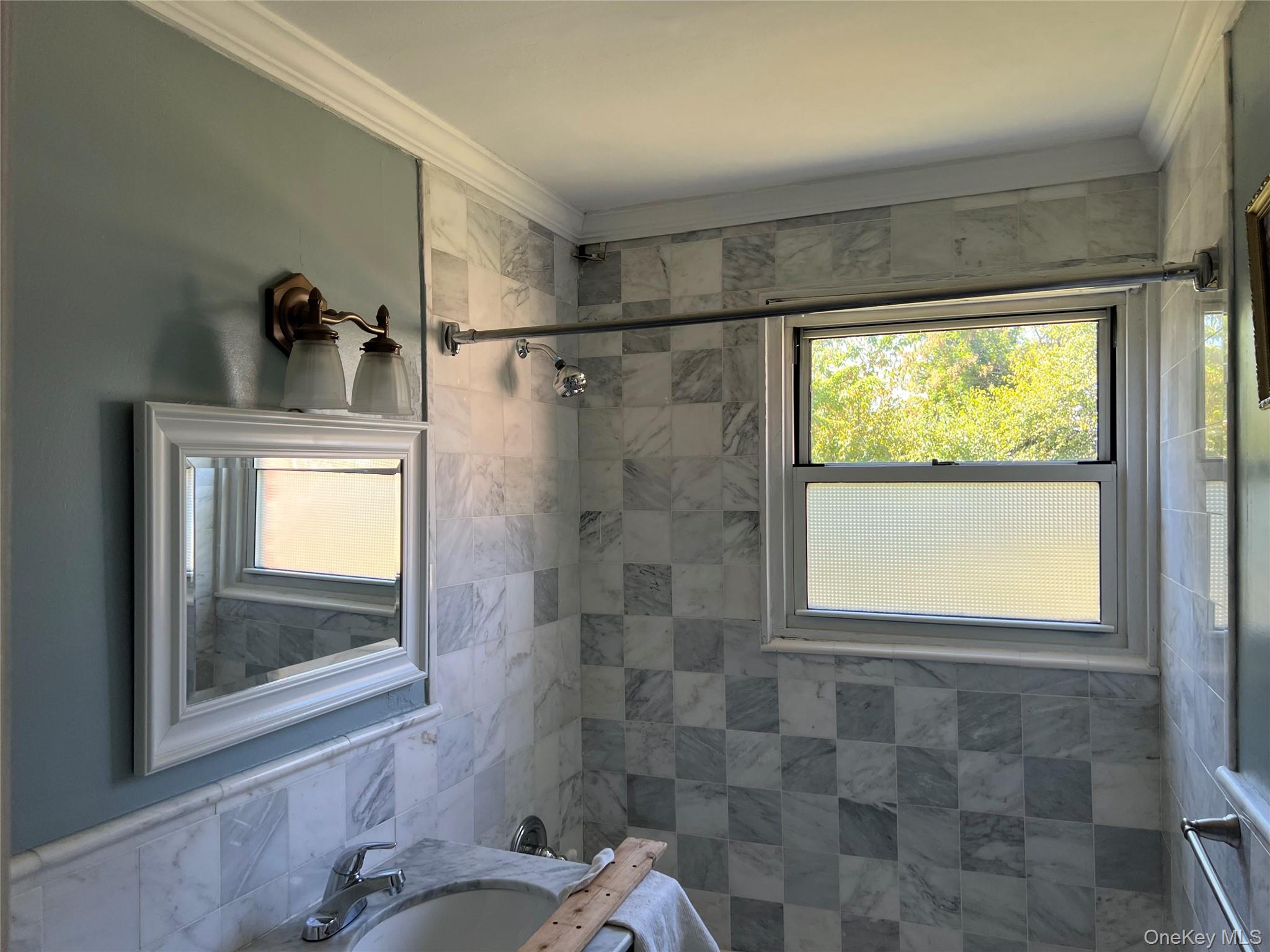 #20 photo, 1084 Fenwood Drive, ナッソー郡 Valley Stream , NY 11580