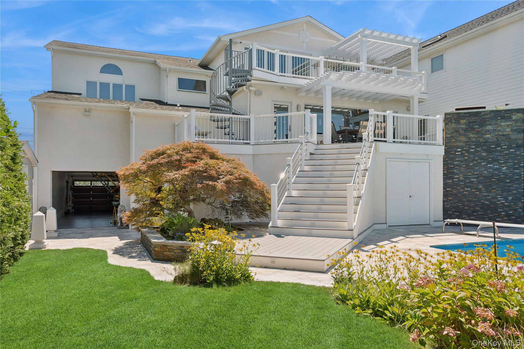 #2 photo, 821 W Park Avenue, ナッソー郡 Long Beach , NY 11561