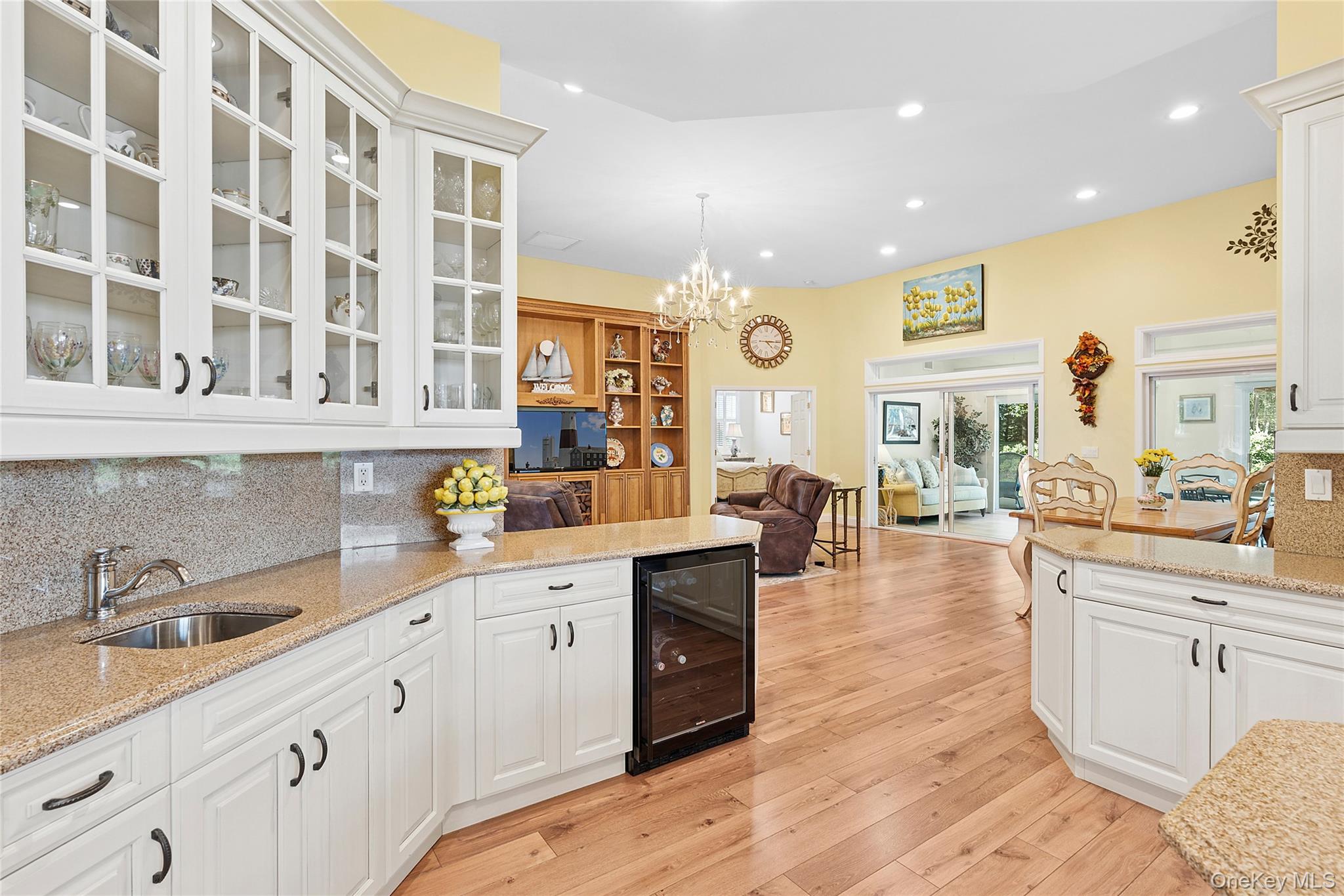 #10 photo, 210 Tyler Court, サフォーク郡 Riverhead , NY 11901