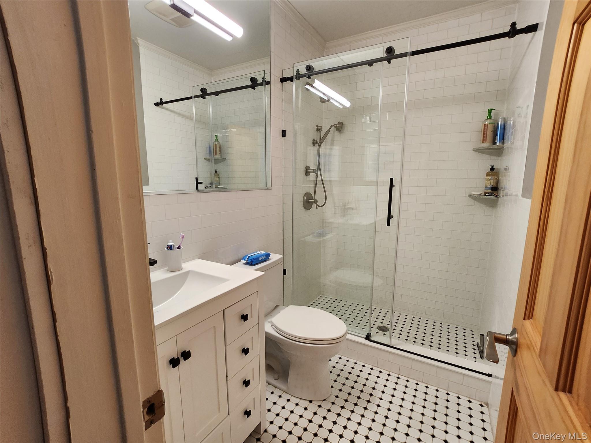 #18 photo, 73 Pacific Boulevard, ナッソー郡 Long Beach , NY 11561