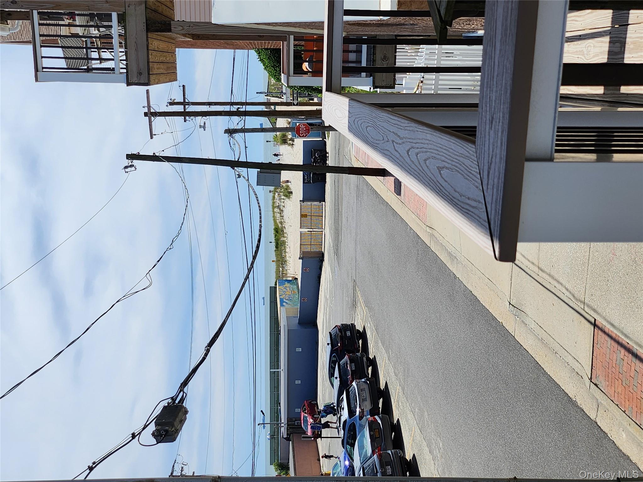 #2 photo, 73 Pacific Boulevard, ナッソー郡 Long Beach , NY 11561