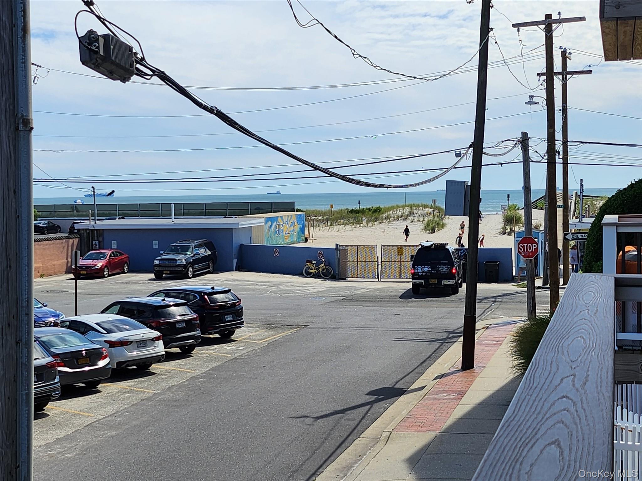 #3 photo, 73 Pacific Boulevard, ナッソー郡 Long Beach , NY 11561