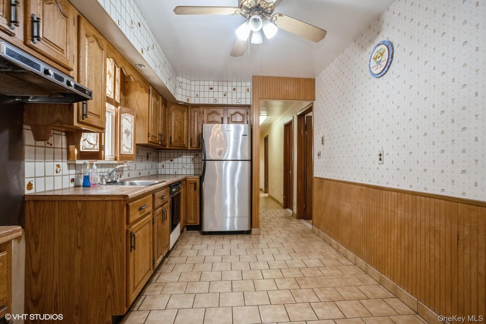 #15 photo, 4261 Byron Avenue, ब्रोंक्स Bronx , NY 10466