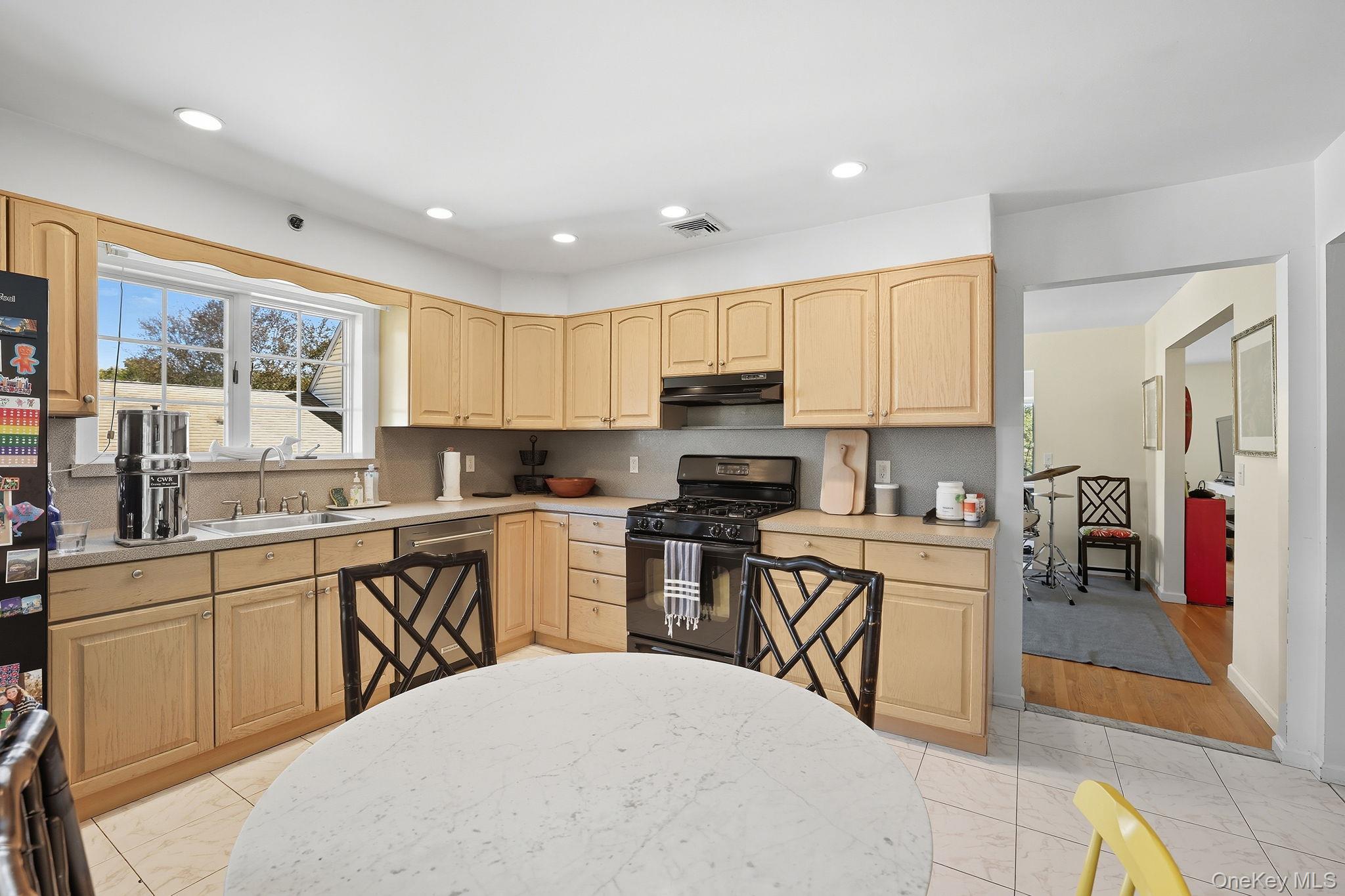 #8 photo, 53 Prince Street, Hastings-on-Hudson , NY 10706