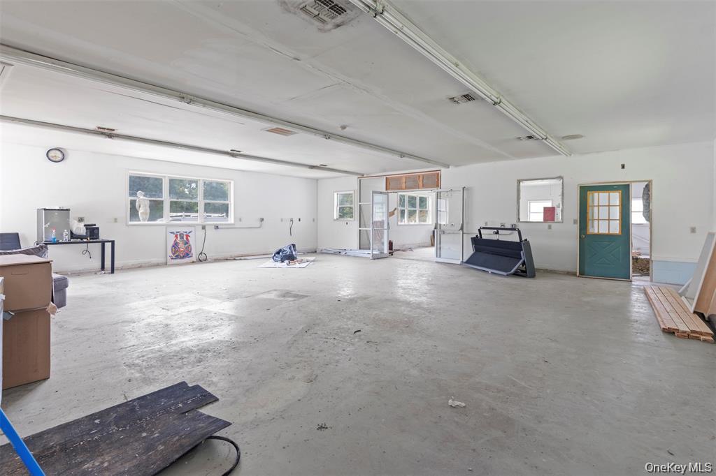 #14 photo, 737 Broadway (aka 9W), Ulster Park , NY 12487