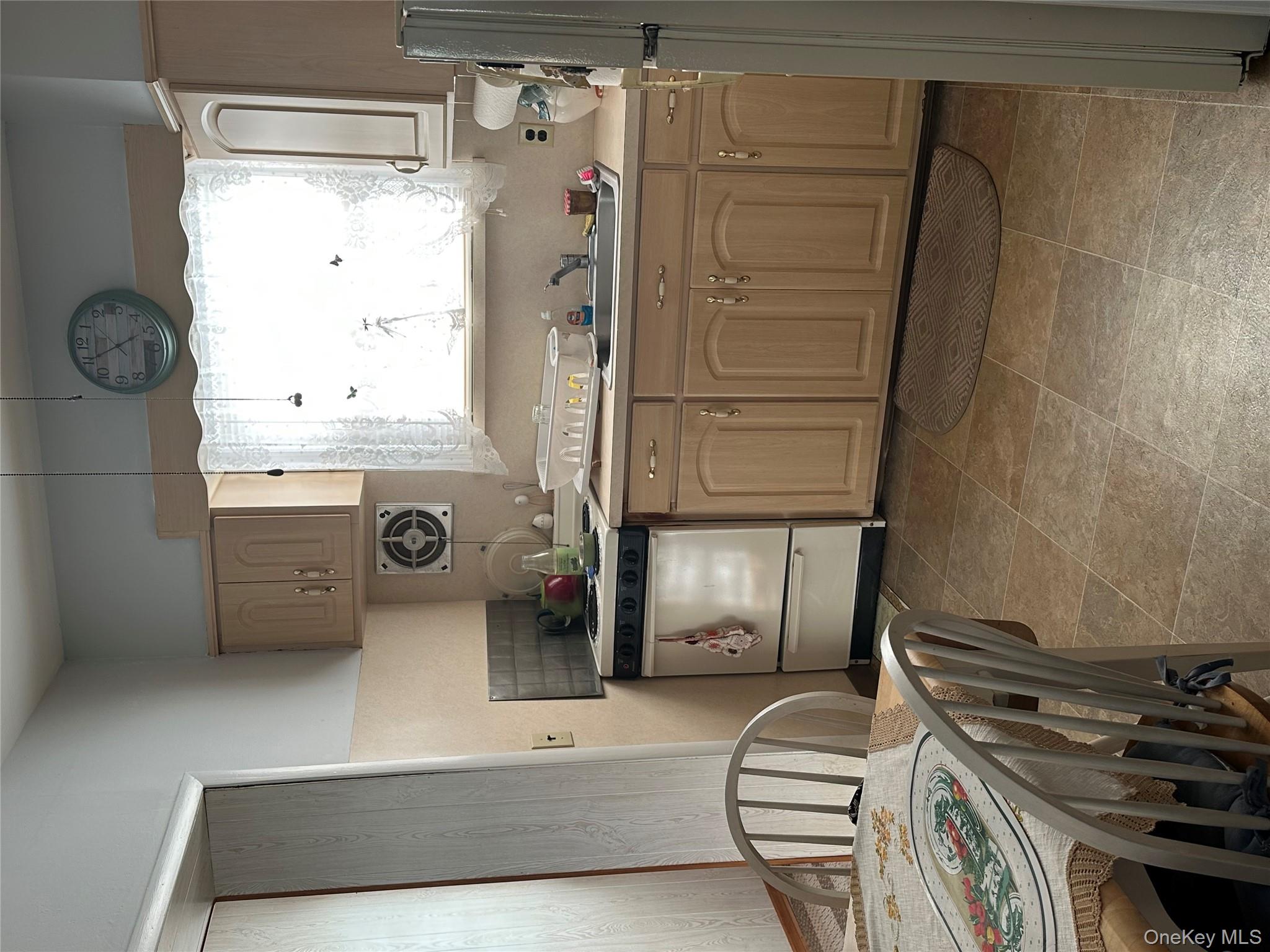 #4 photo, 298 Doris Avenue, ナッソー郡 Franklin Square , NY 11010