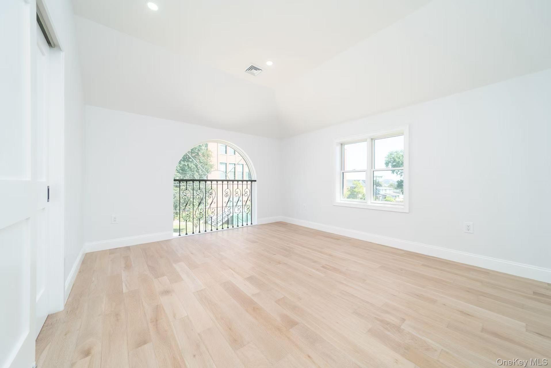 #18 photo, 7-24 128 Street, クイーンズ区 Flushing , NY 11356