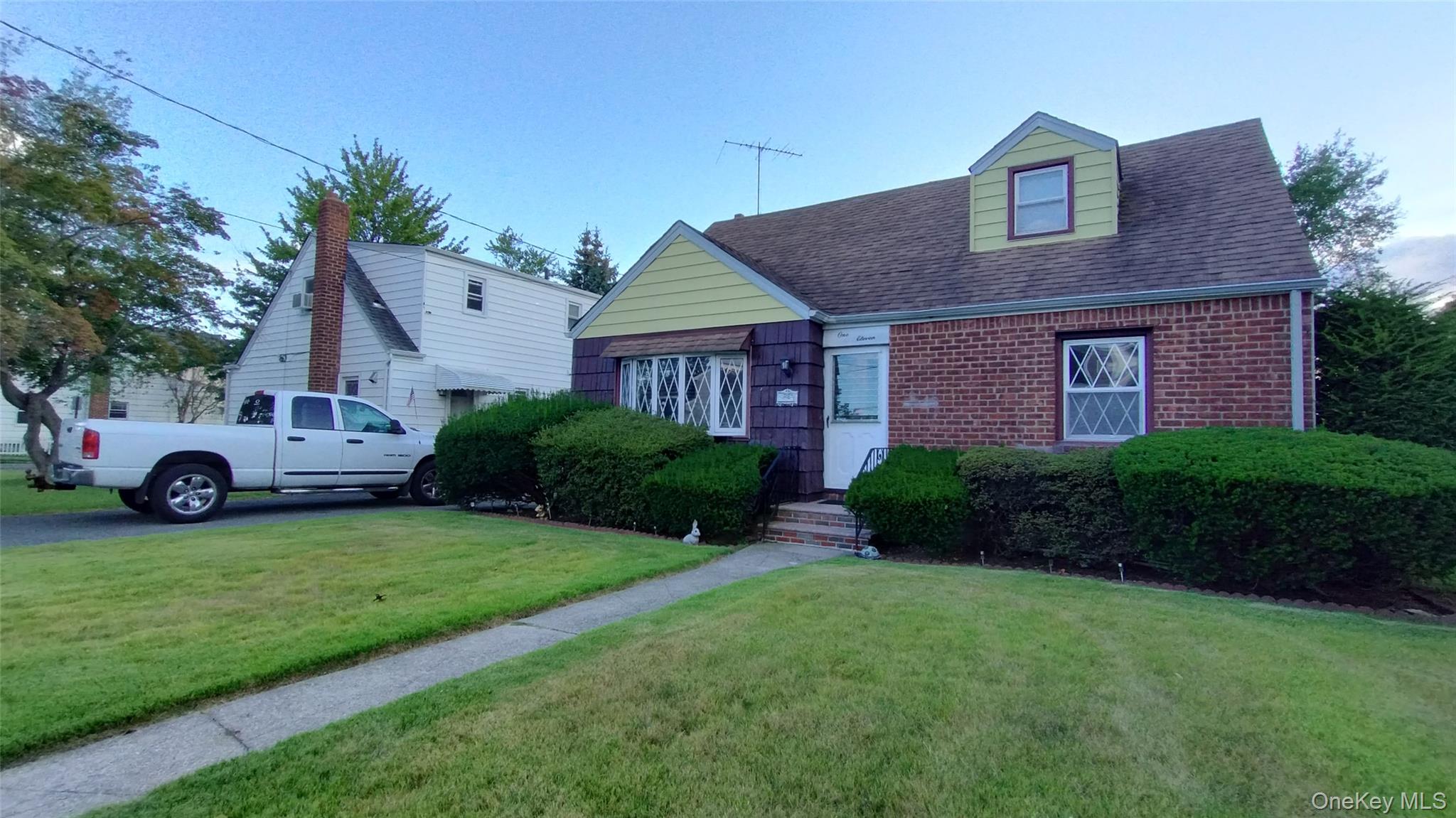 #1 photo, 111 Central Avenue, ナッソー郡 New Hyde Park , NY 11040