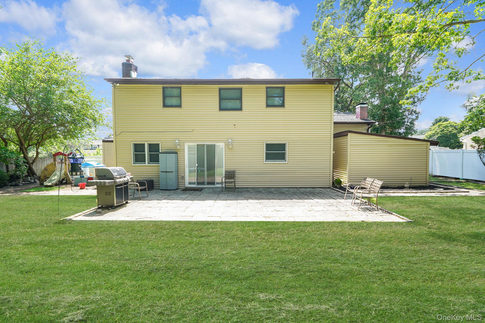 #8 photo, 37 Belair Road, サフォーク郡 Selden , NY 11784