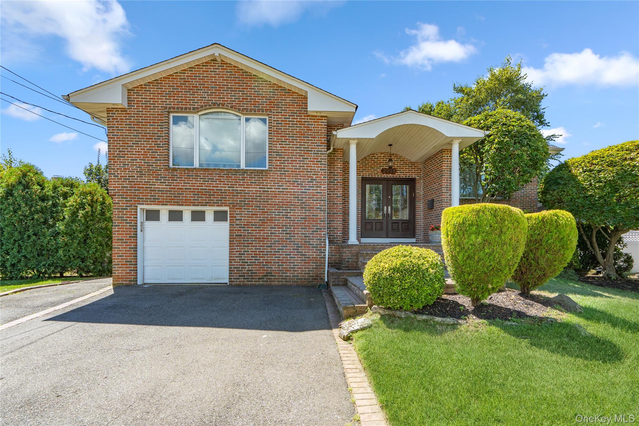 #2 photo, 2998 Joyce Lane, ナッソー郡 Merrick , NY 11566