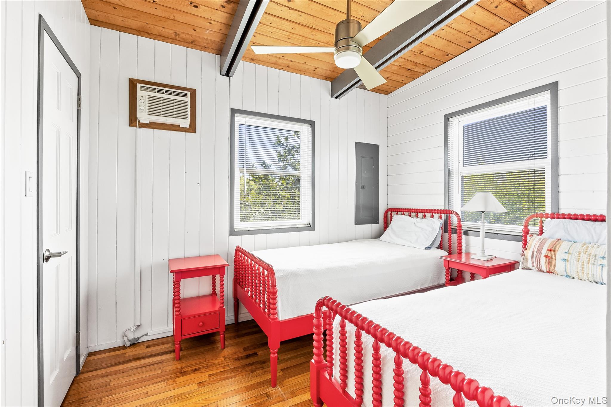 #16 photo, 15 Dune Way, サフォーク郡 Seaview , NY 11770